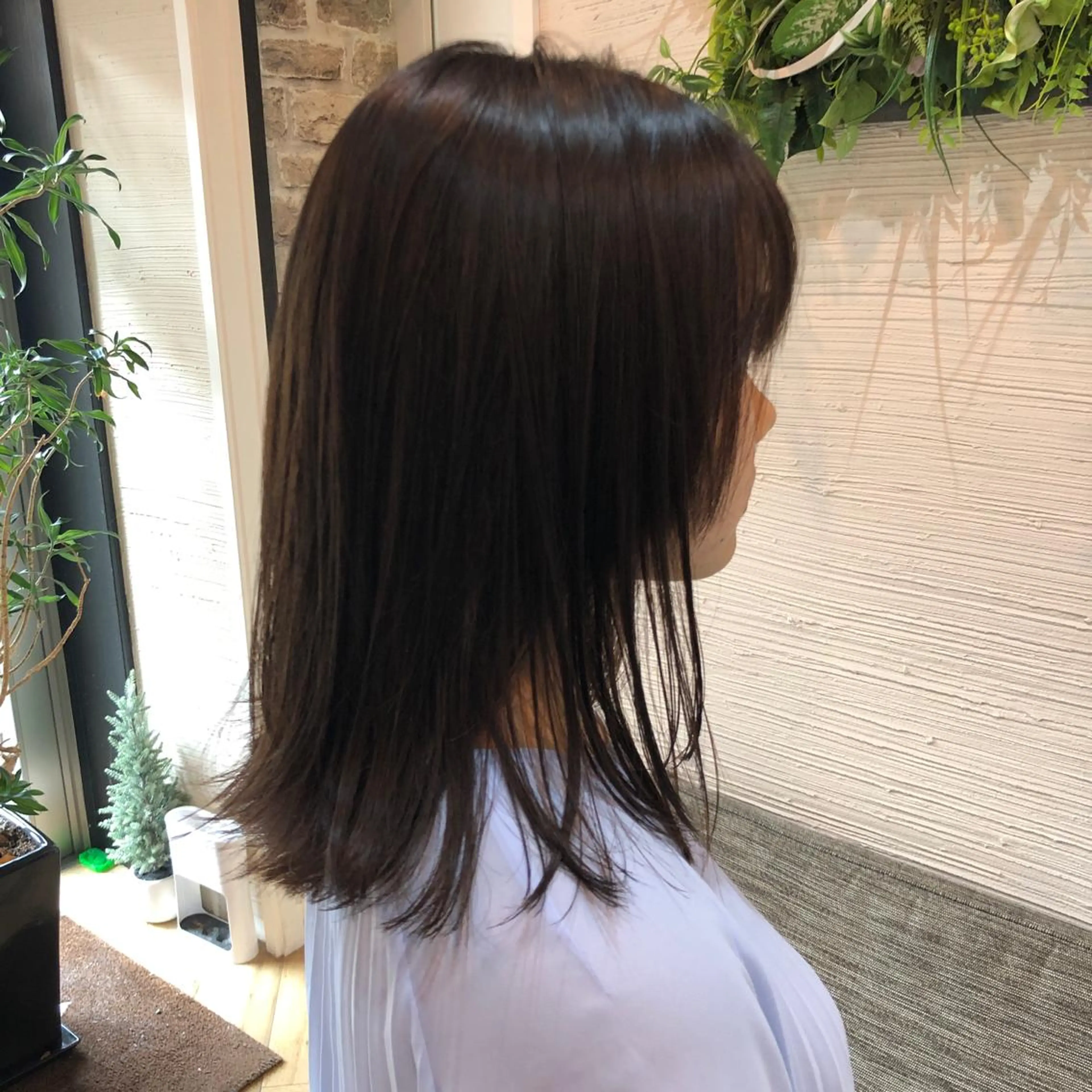 ミディアム カラー 切りっぱなしロブ 🫧こおりやま なつみ🫧のヘアスタイル