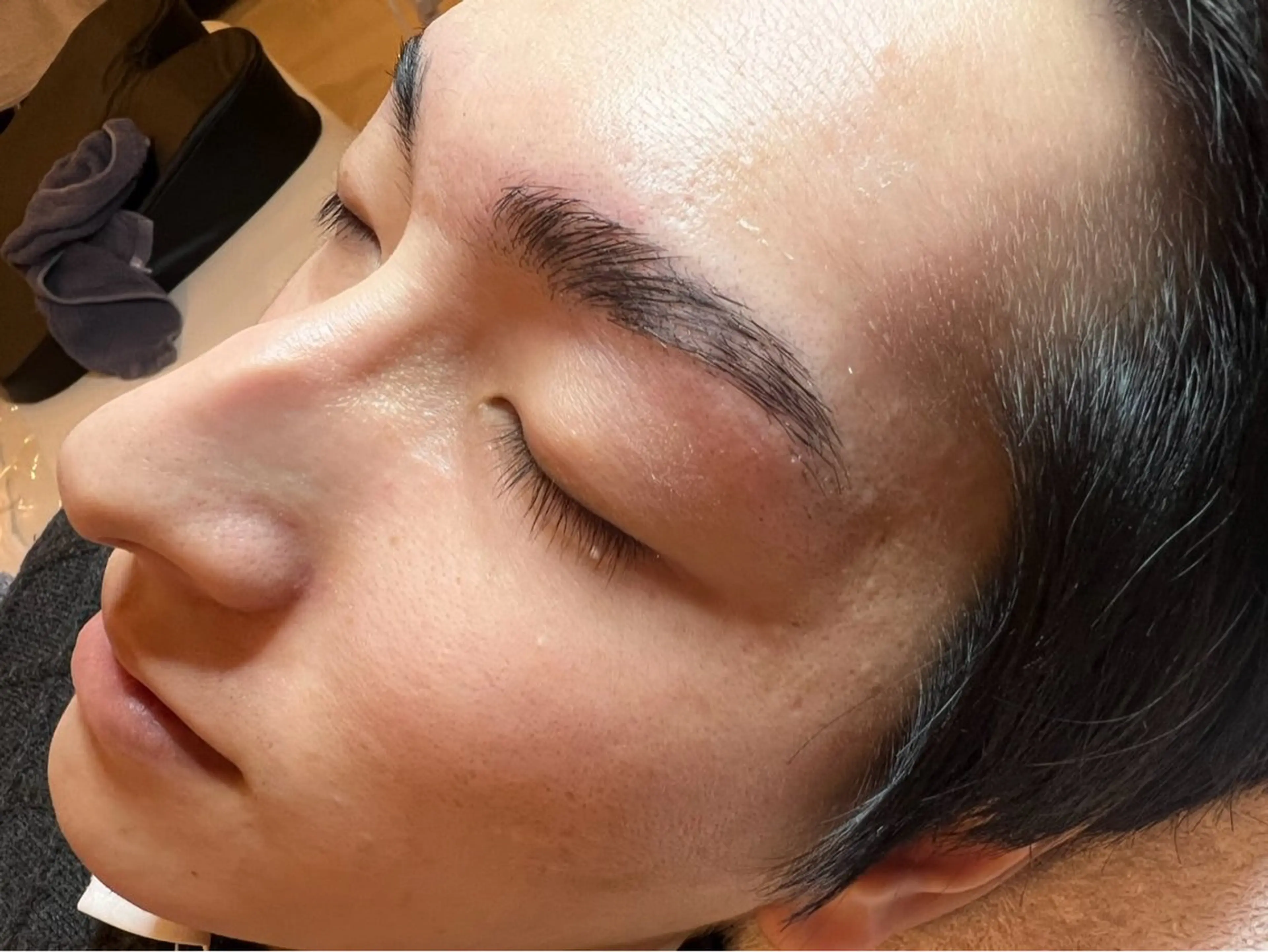 アイブロウ 眉毛ワックス脱毛 HIKARI a.k.a 神童♡のエステ・リラクイメージ