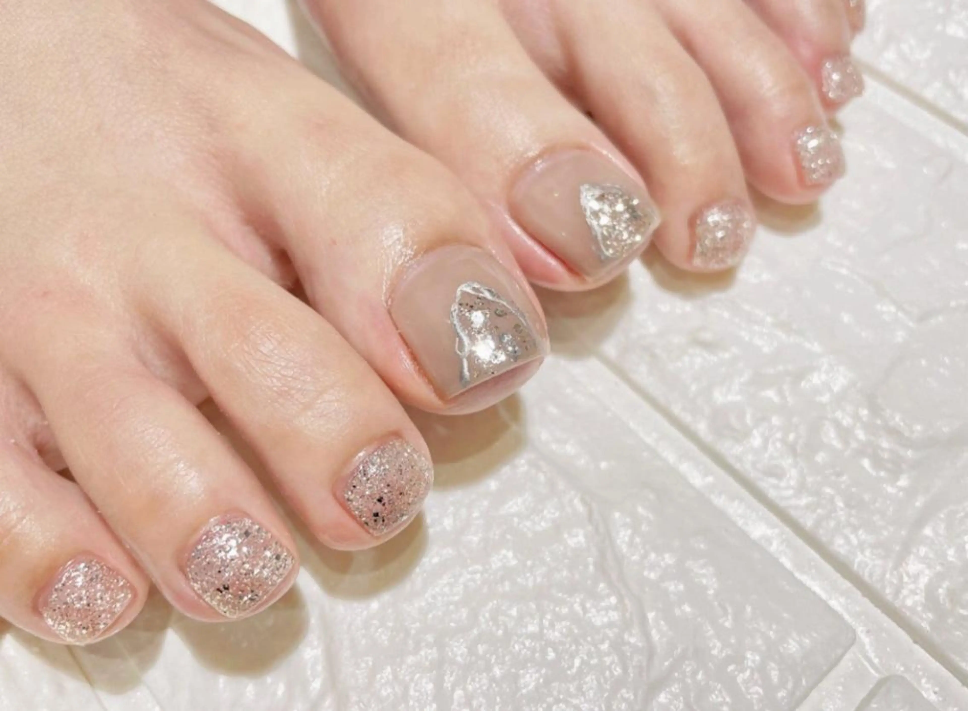 ネイル Miimo💅🏻 ほのか ·͜·♡のネイルデザイン