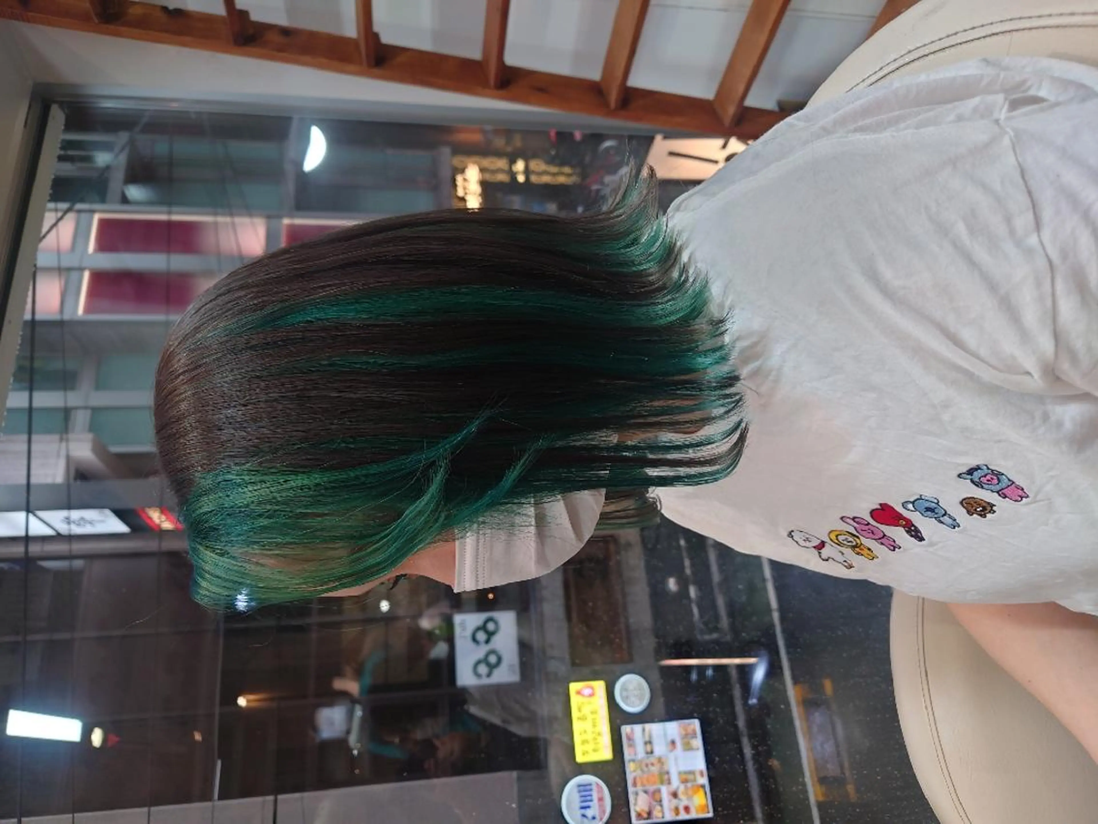 ミディアム カラー Roji 米田 真一のヘアスタイル