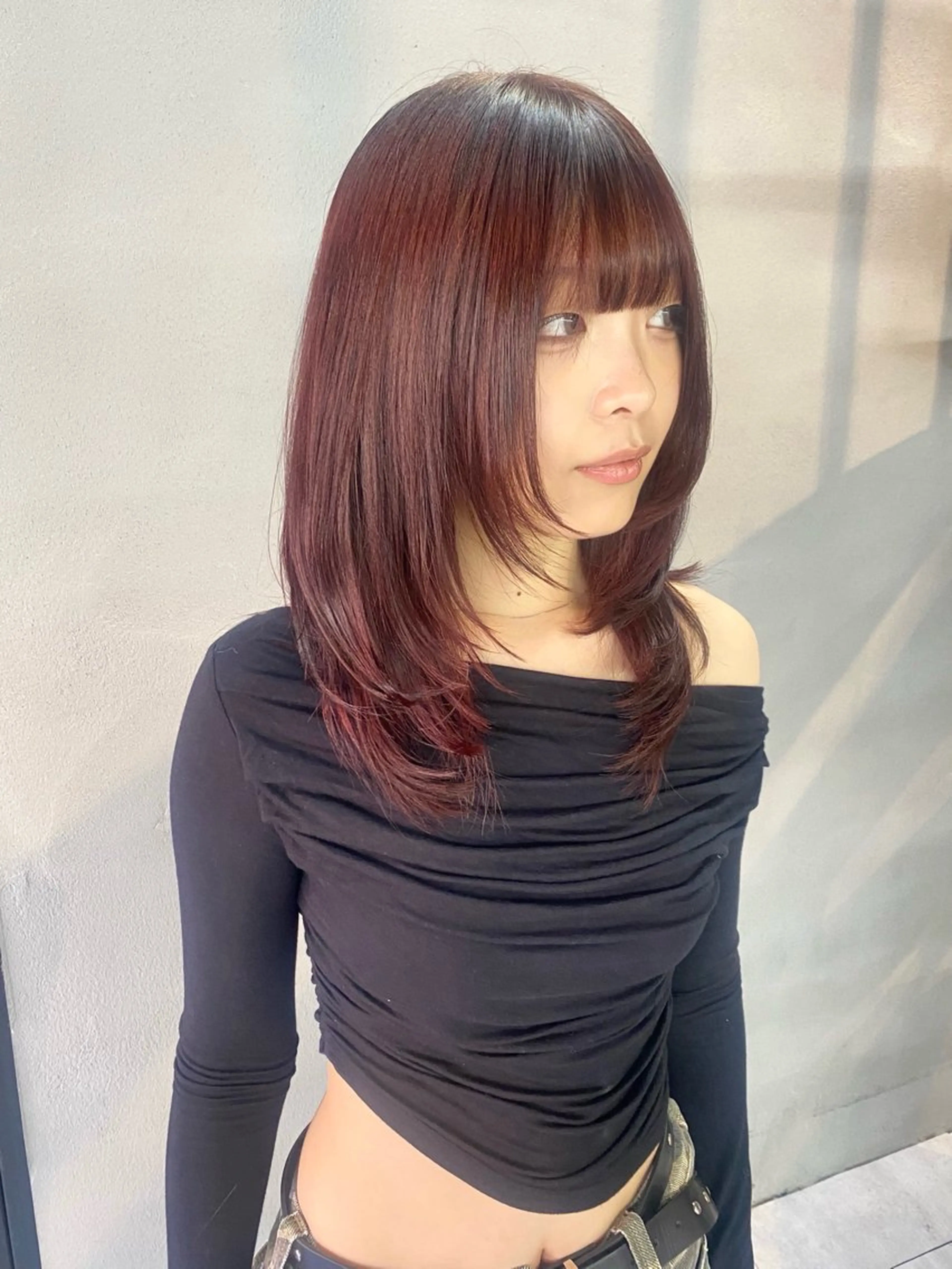 セミロング カラー ボルドーカラー デザインカラー レッドカラー ボブ 顔まわりレイヤー 柏 デザインカラー/ レイヤー🐣シオリのヘアスタイル