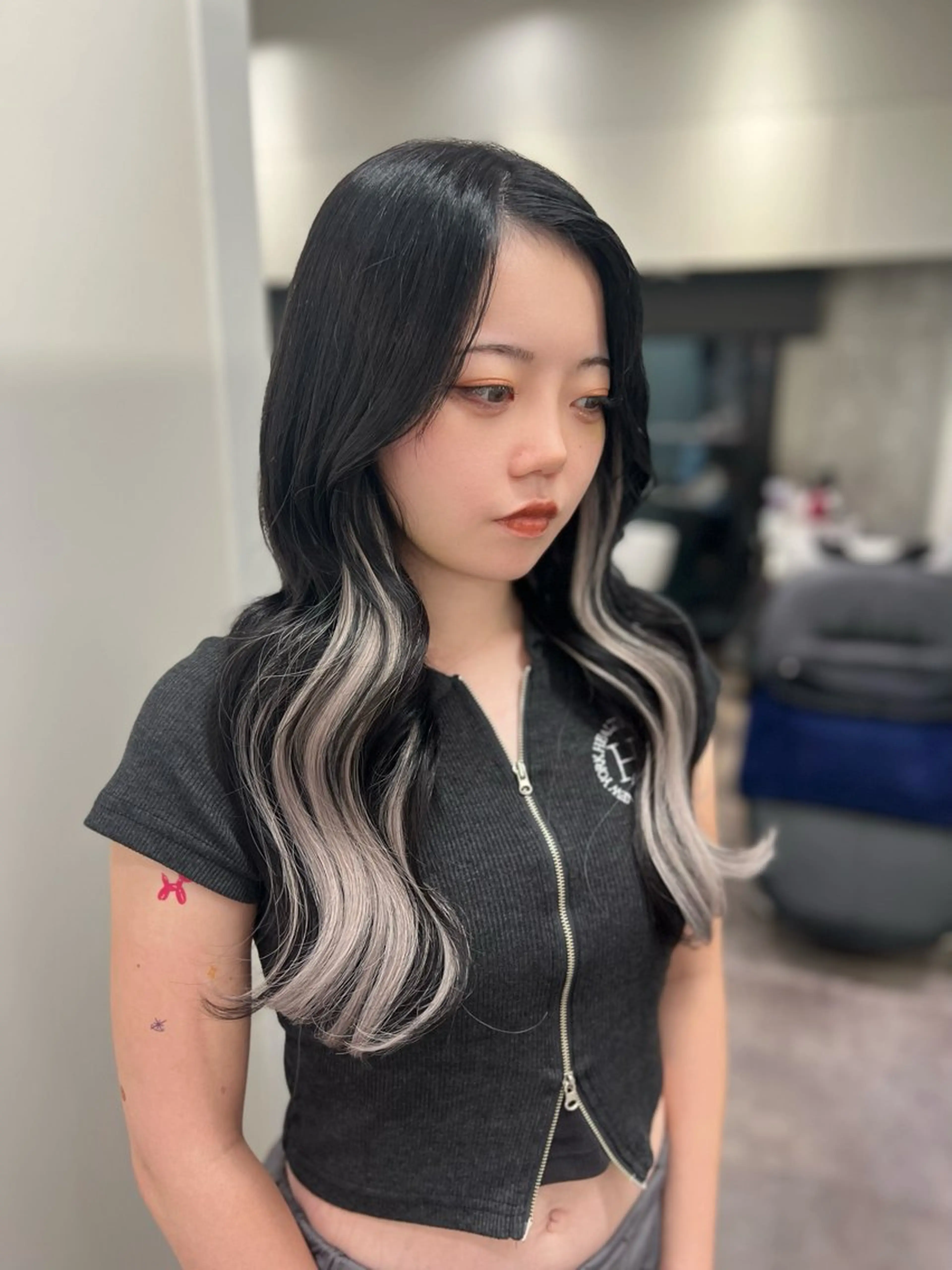 ロング カラー インナーカラー エクステ エクステ 【elyts】 COCOROのヘアスタイル