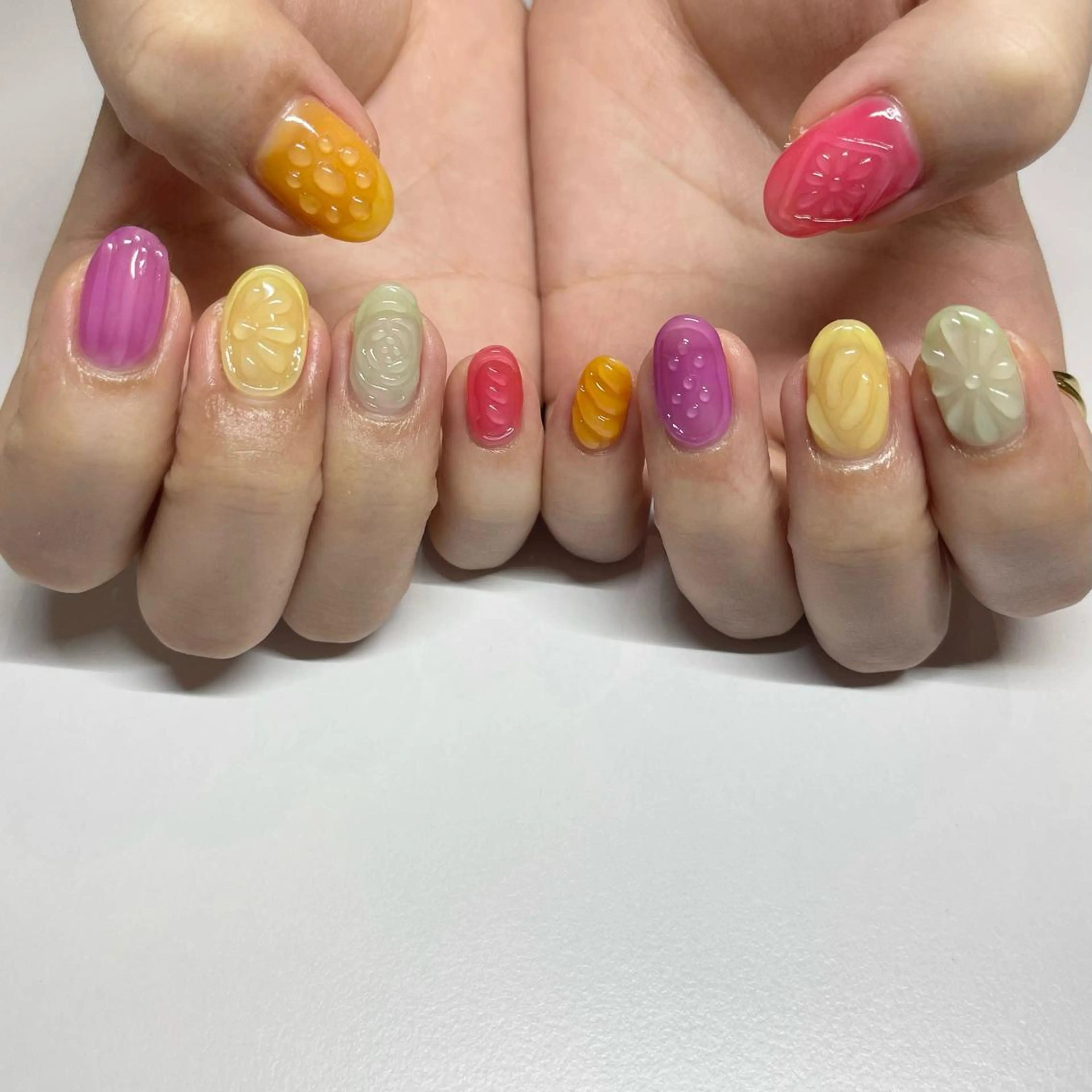 ネイル ハンドネイル 表参道 mico店 satomiのネイルデザイン