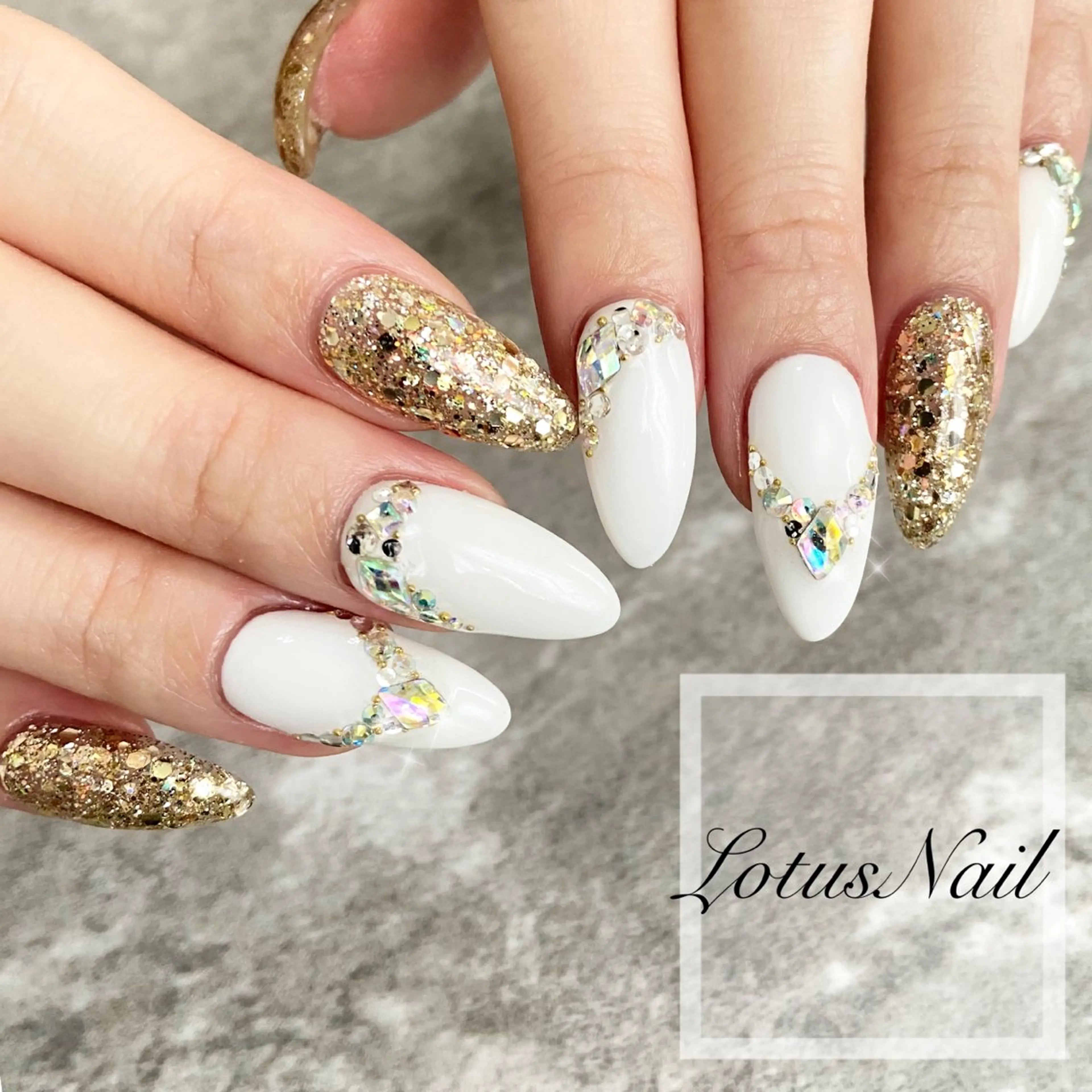 ネイル ハンドネイル Lotus Nailのネイルデザイン