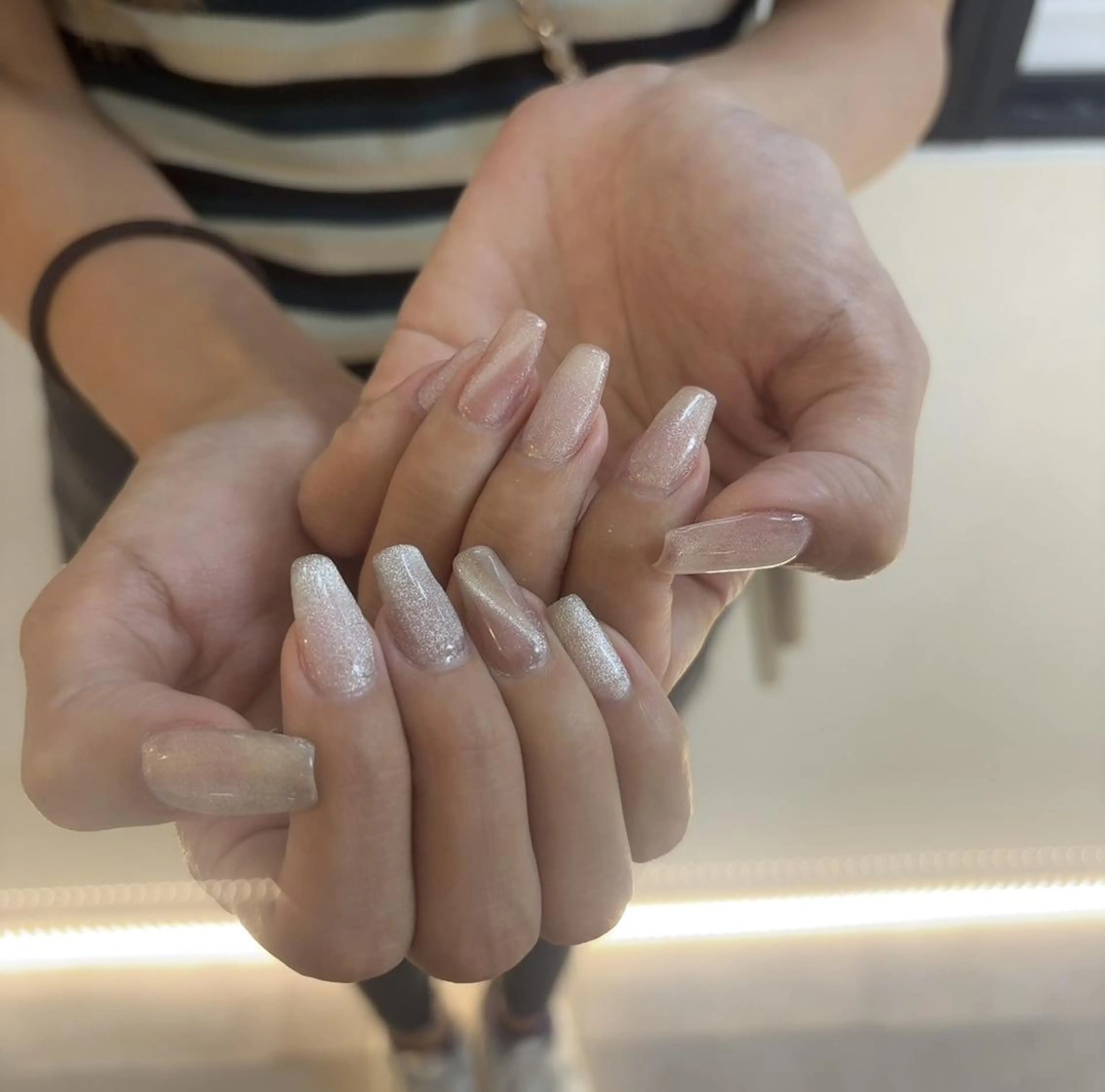 ネイル ハンドネイル Trinity ネイリストスタッフのネイルデザイン