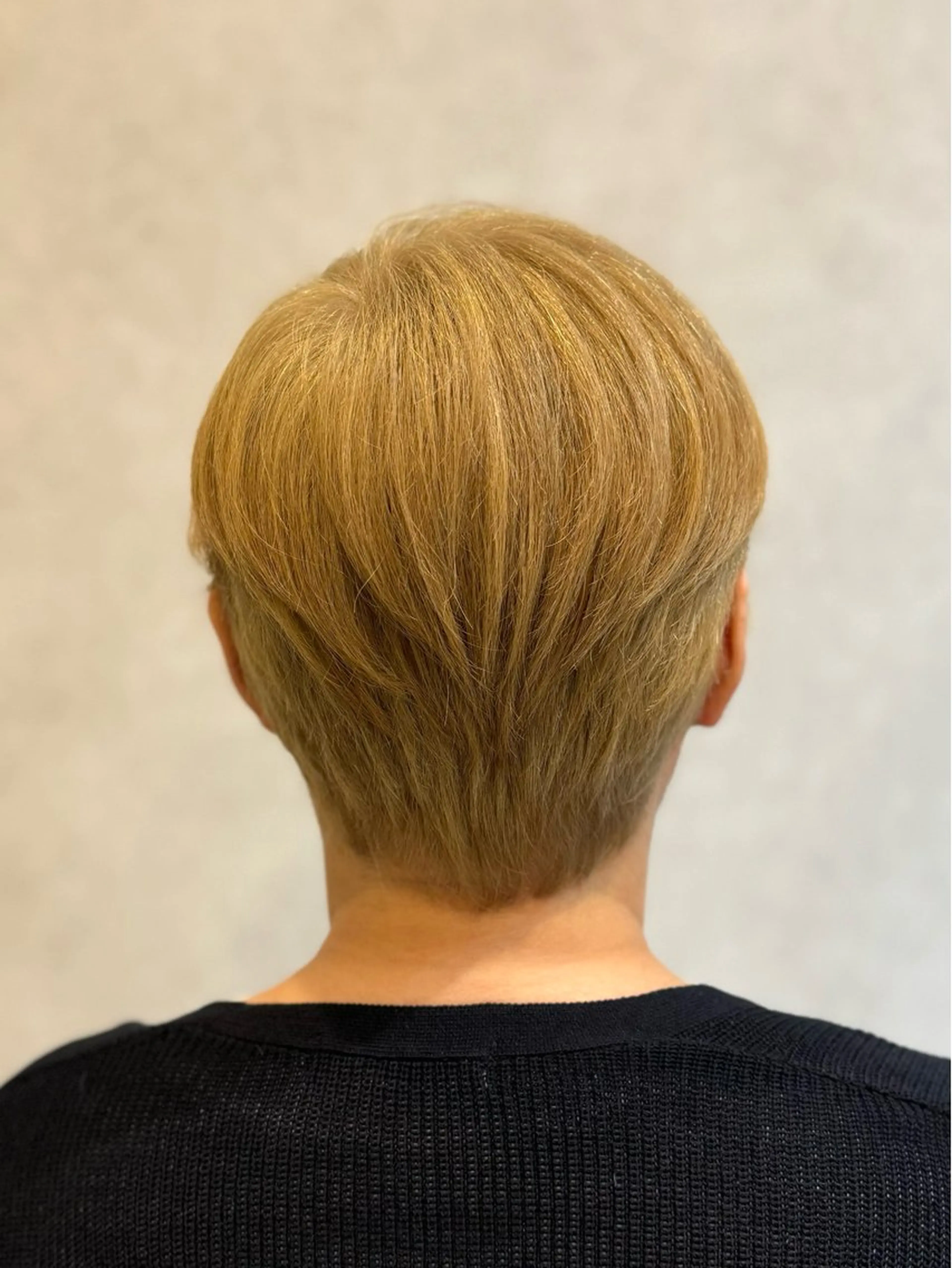 ショート カラー ブロンド ダブルカラー ヘアカラー トリートメント 美容室Plaser(プラセル)所属・YUKA .のヘアスタイル