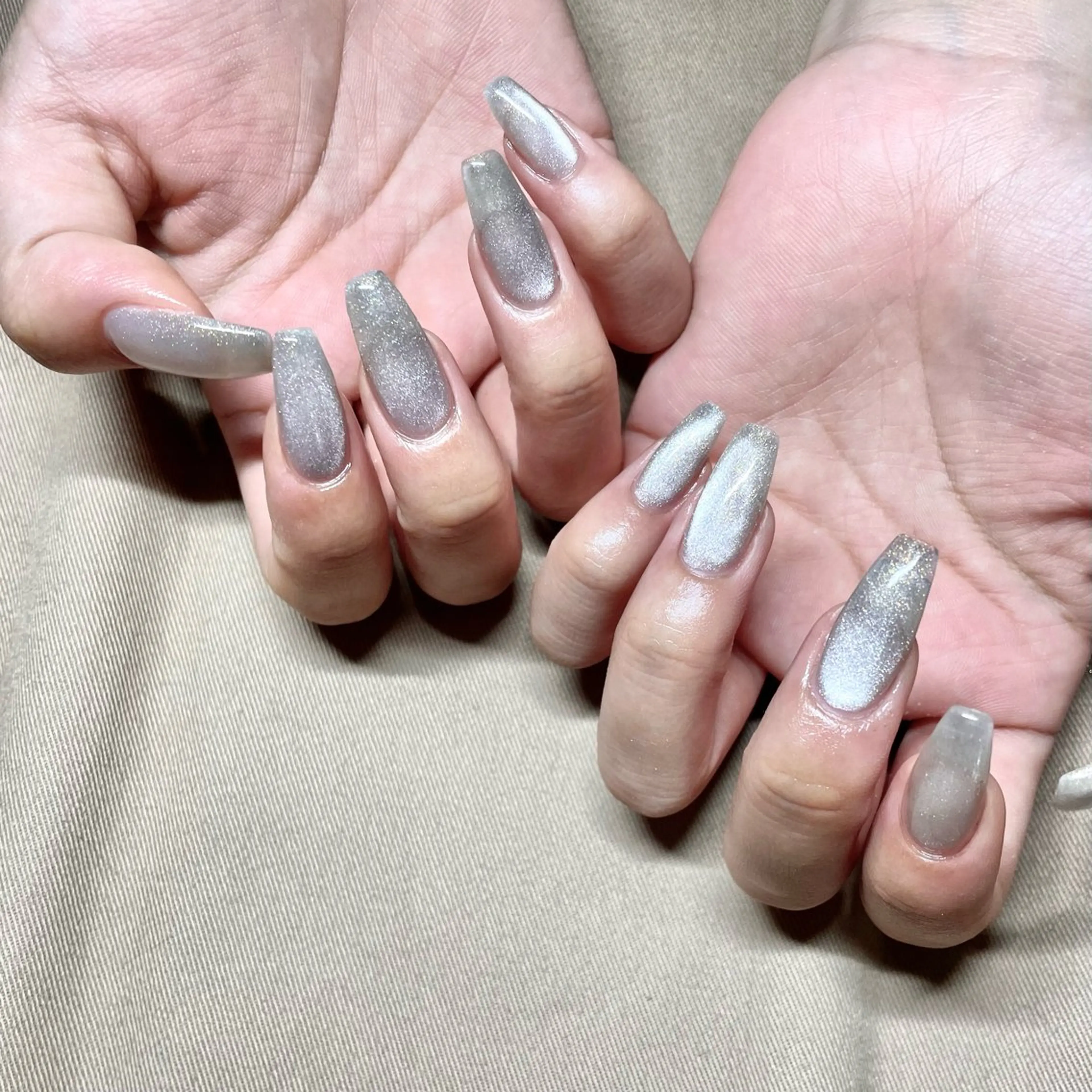 ネイル マグネットネイル シルバー nail 6.のネイルデザイン