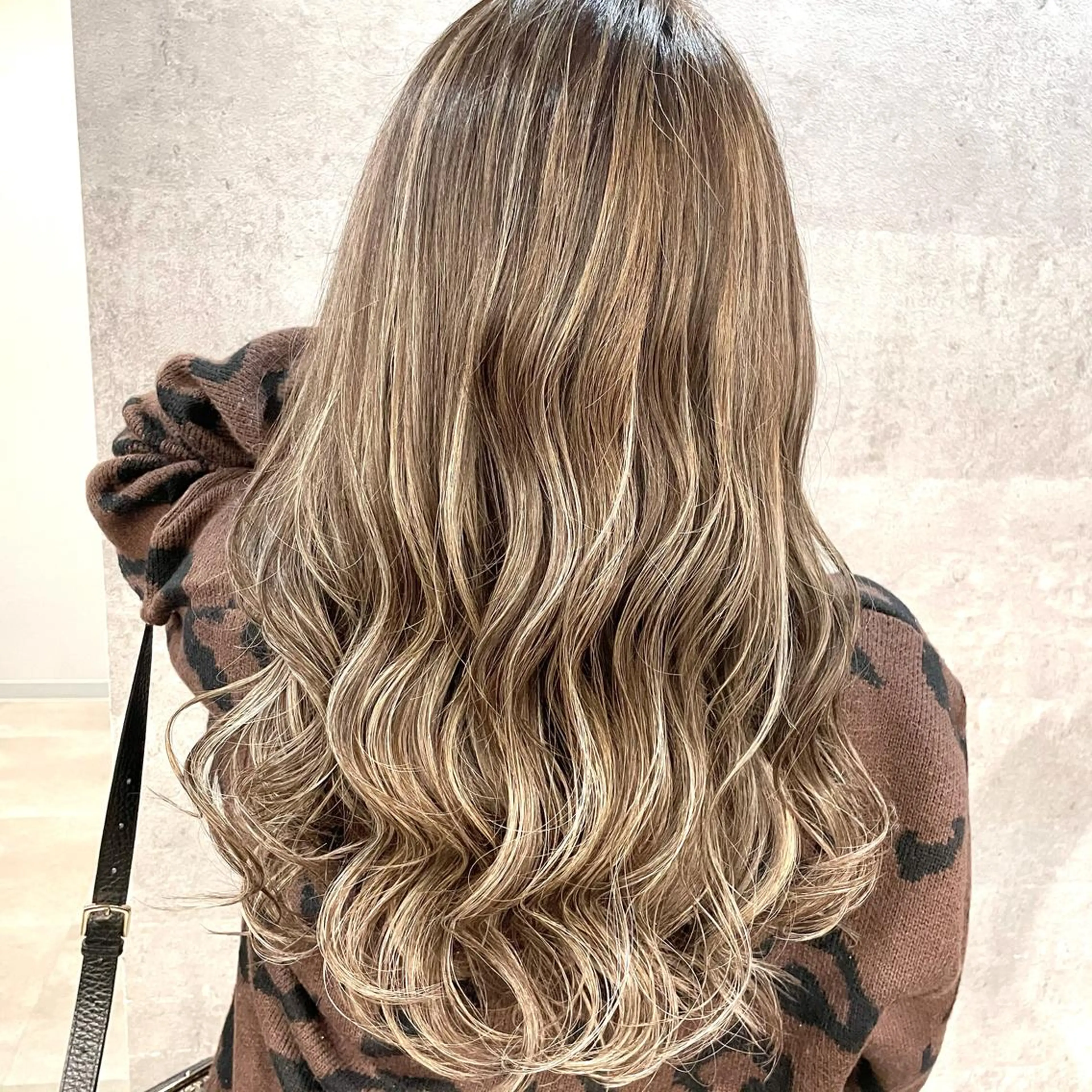 ロング カラー ハイライトカラー ハイライト ✨ハイトーン✨ 濱田知孝のヘアスタイル