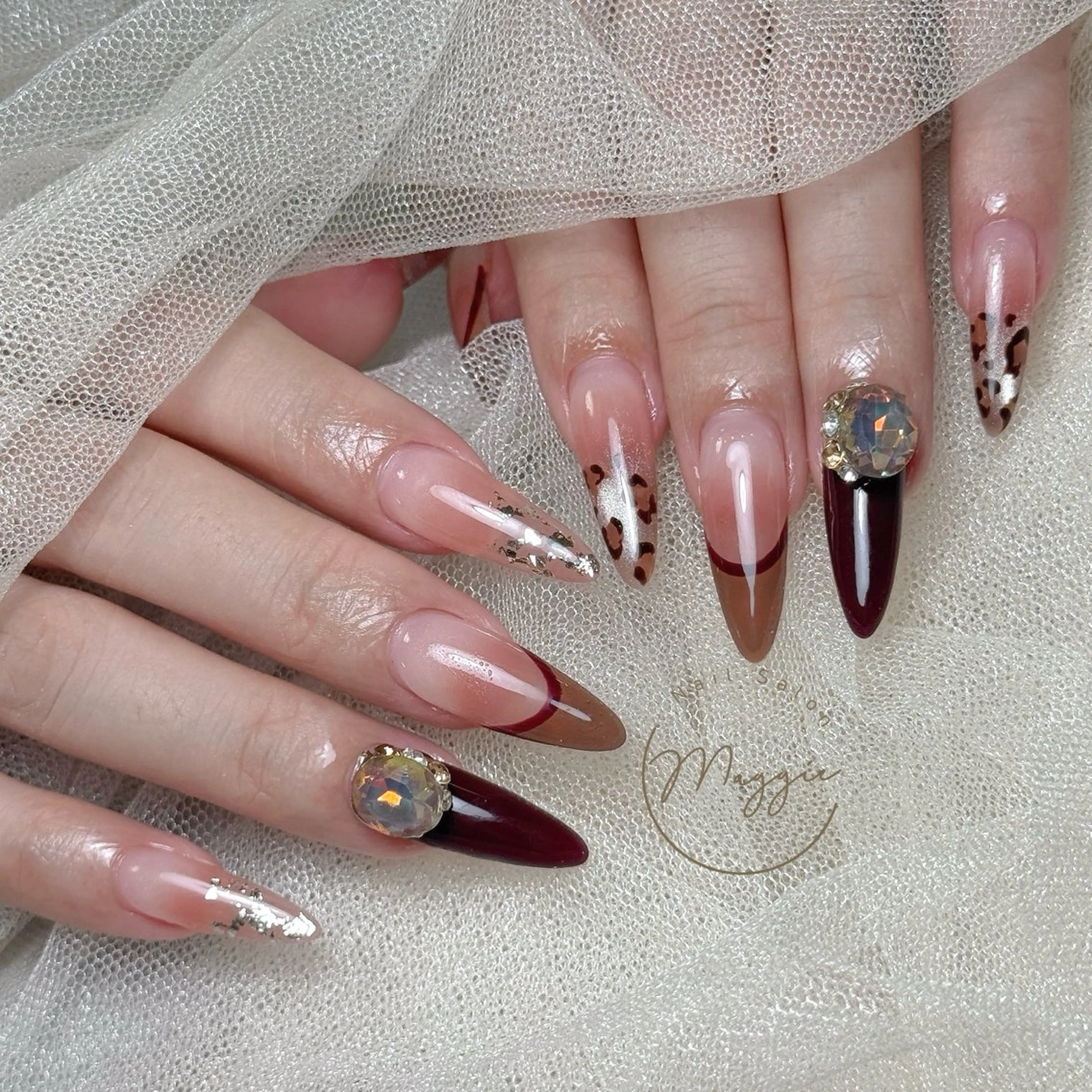 ネイル Maggie Nail🦩のネイルデザイン