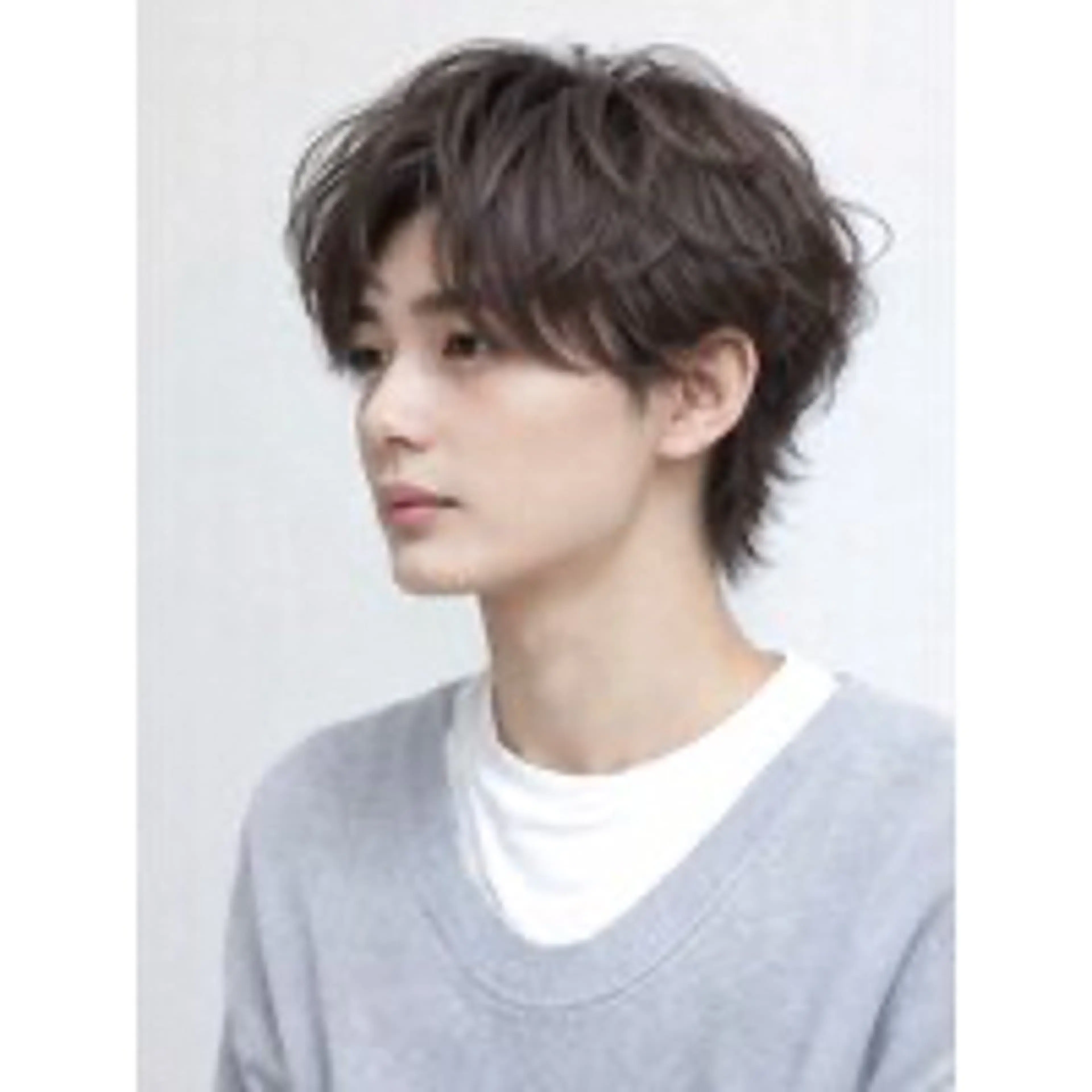 メンズ NOA くるみのヘアスタイル