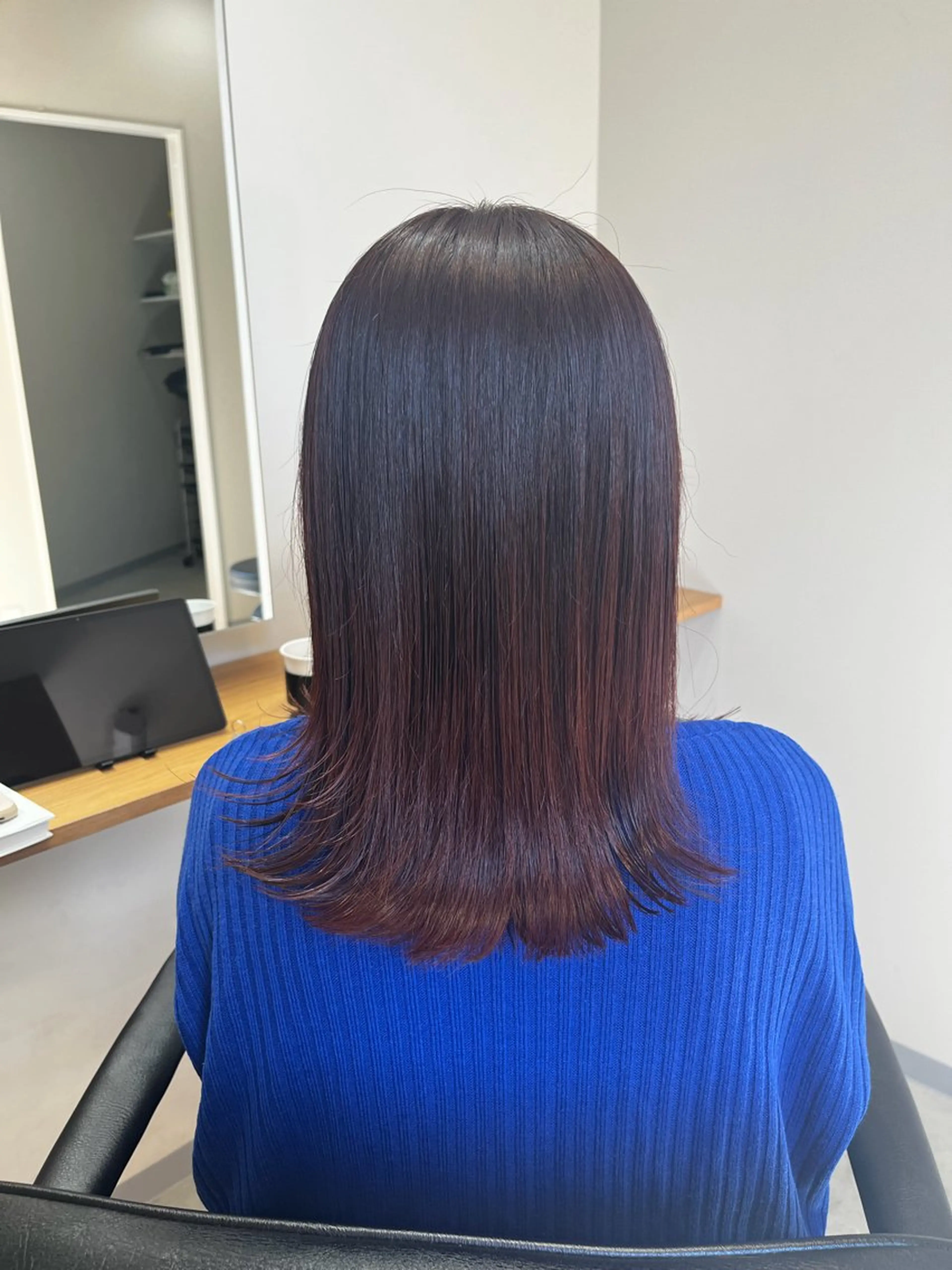 セミロング omaフクダ 縮毛矯正/艶髪カラーのヘアスタイル