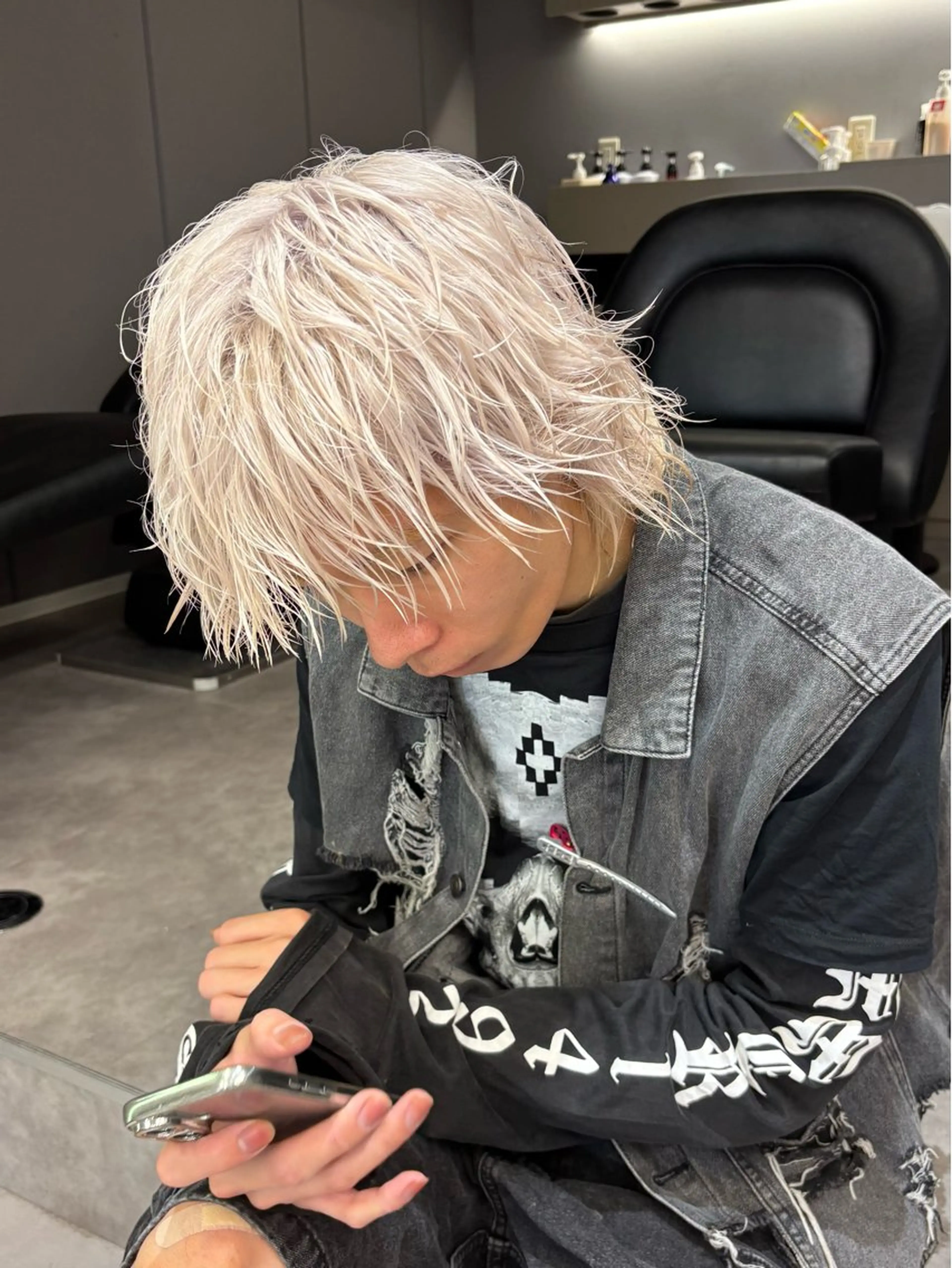 カラー メンズ メンズハイトーン ハイトーンカラー ヘアカラー 名古屋／デザイン／ ブリーチ/松井亮磨のヘアスタイル