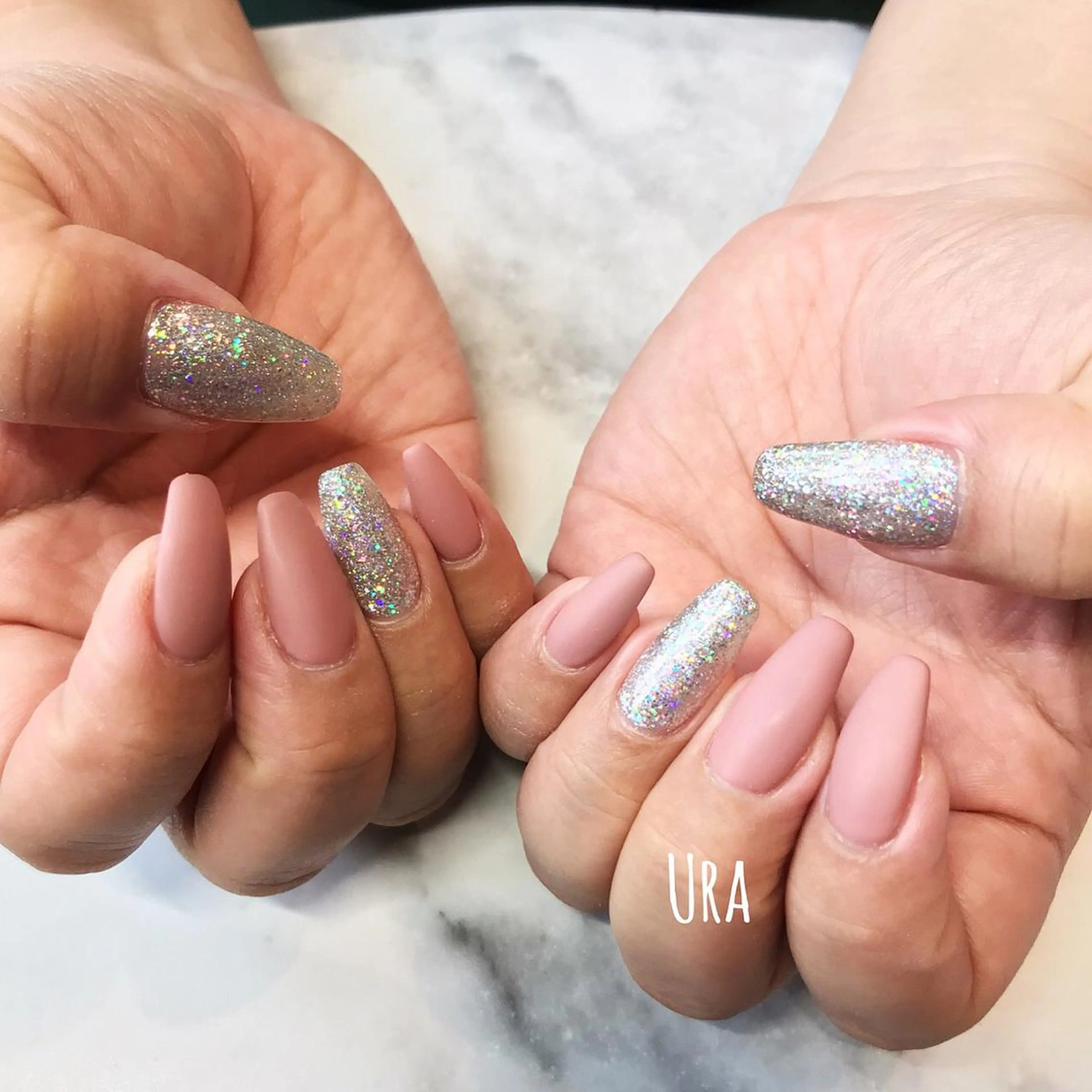 ネイル UrakoNail 《nail》のネイルデザイン