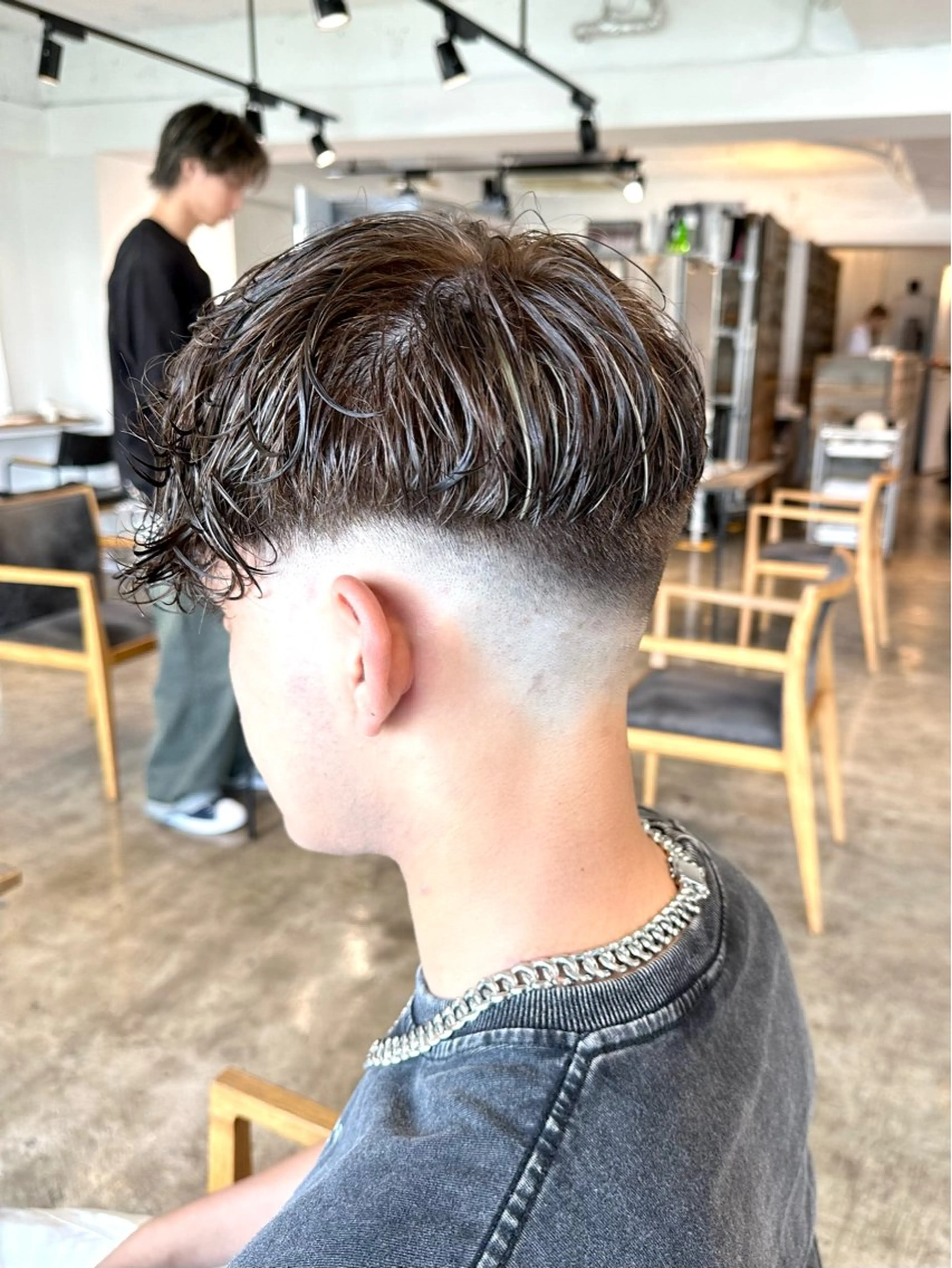 カラー パーマ メンズ メンズハイライト メンズパーマ スペインカール ハイライトカラー カット ヘアカラー トリートメント 骨格補正施術/メンズ 専門美容師/YUYAのヘアスタイル