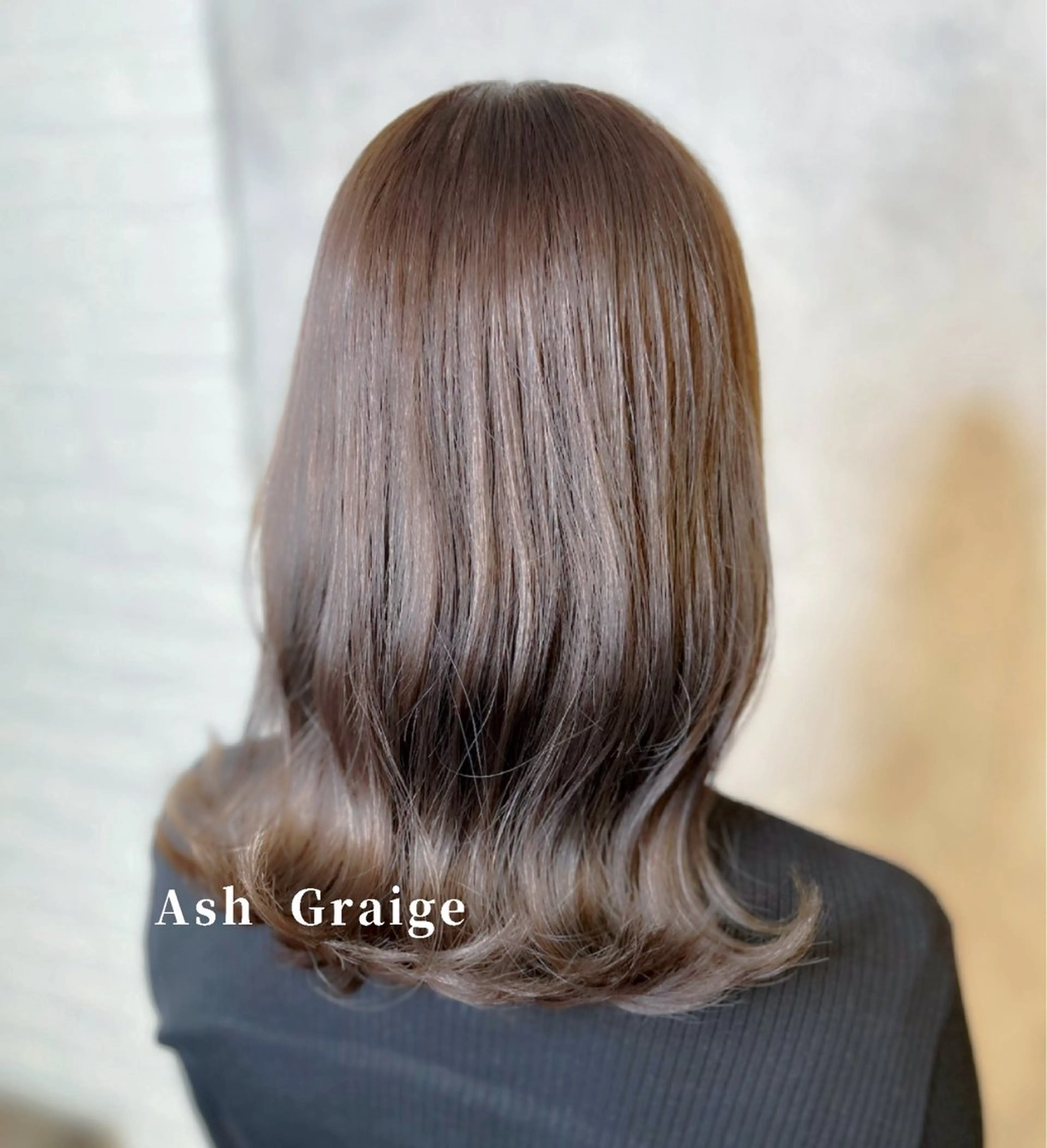 カラー アッシュ グレージュ 🤍FLEAR 白濱 かえで🎀.⋆のヘアスタイル