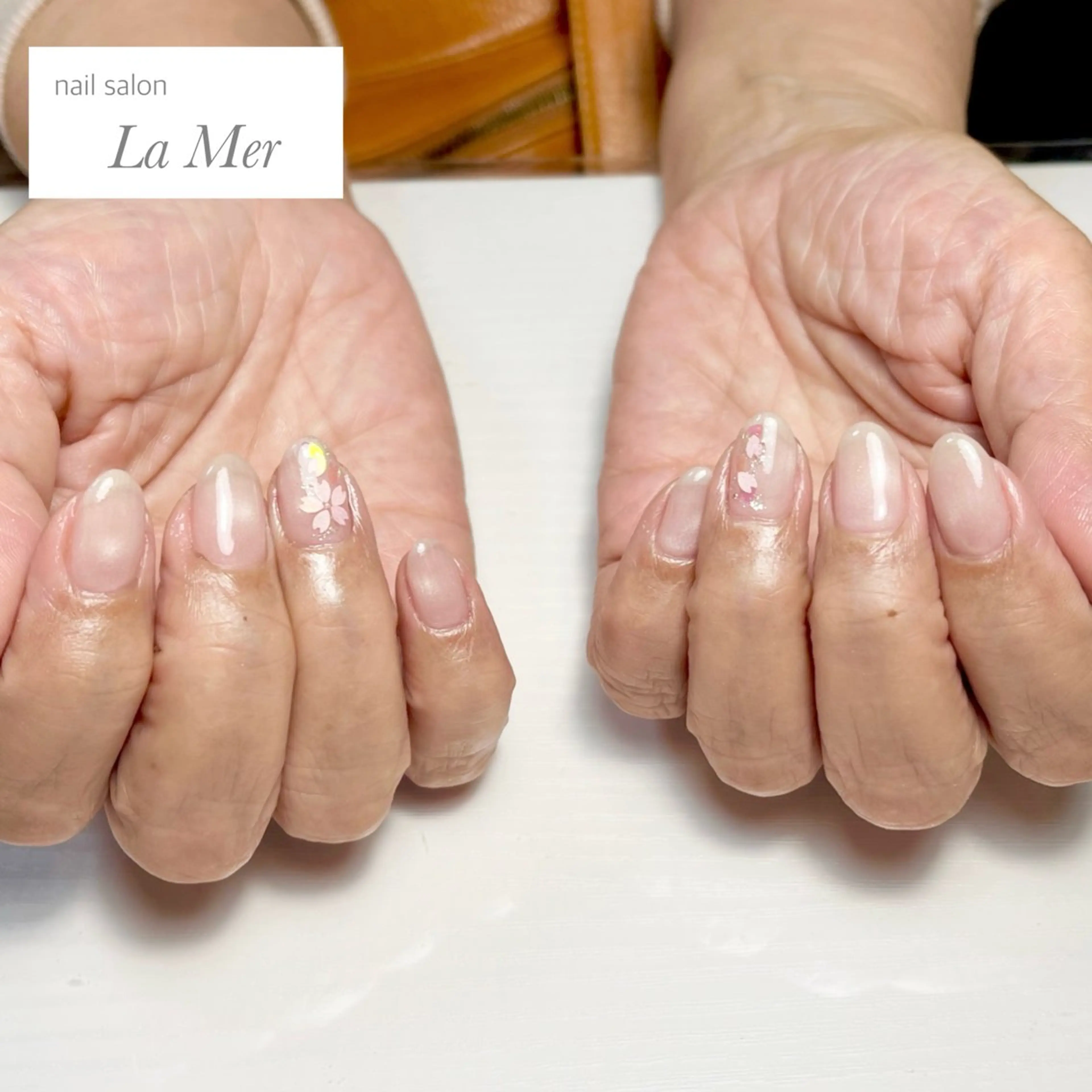 ネイル 桜ネイル フラワーネイル マグネットネイル ビー玉ネイル オフィスネイル nailsalon La Merのネイルデザイン