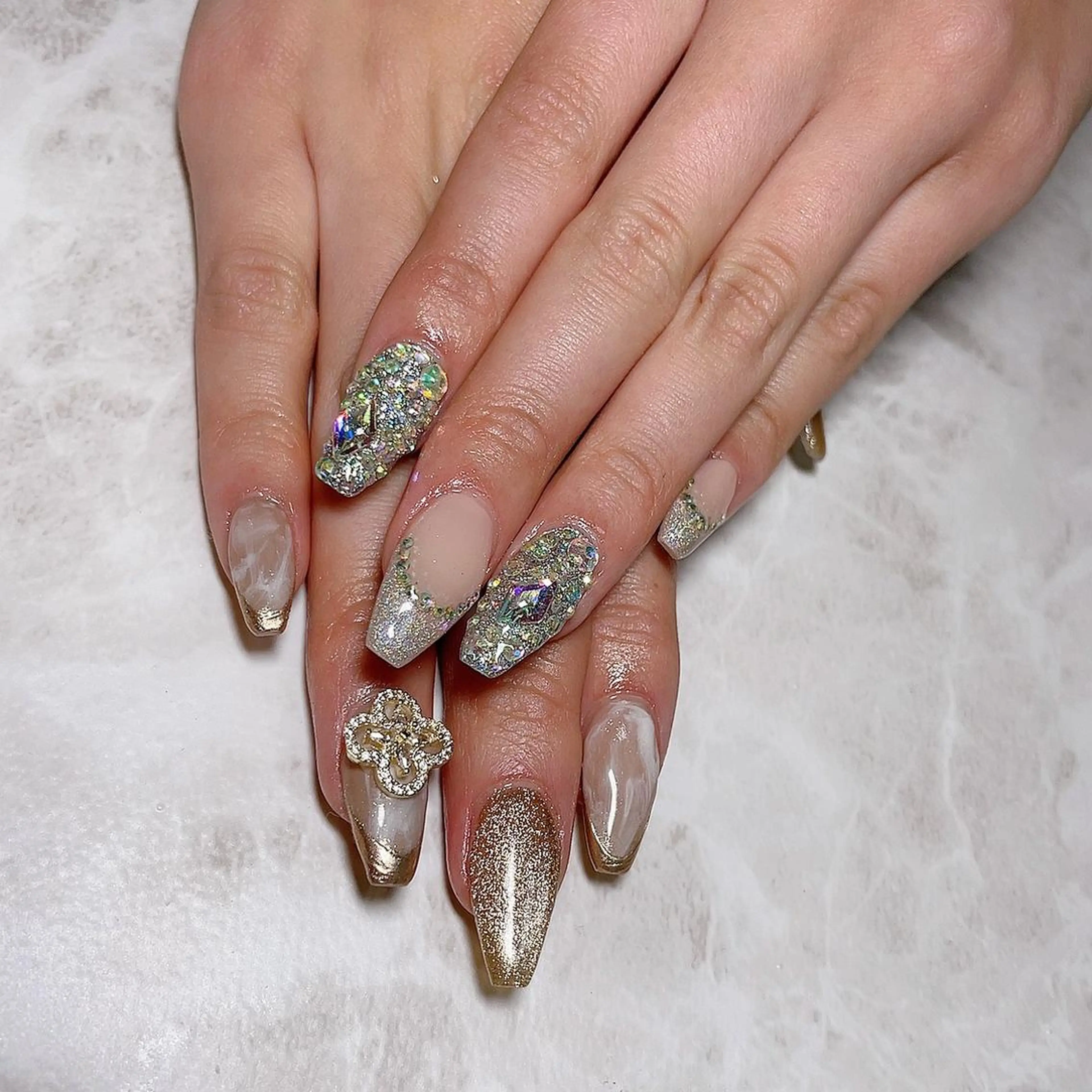 ネイル 知花 梨花のネイルデザイン