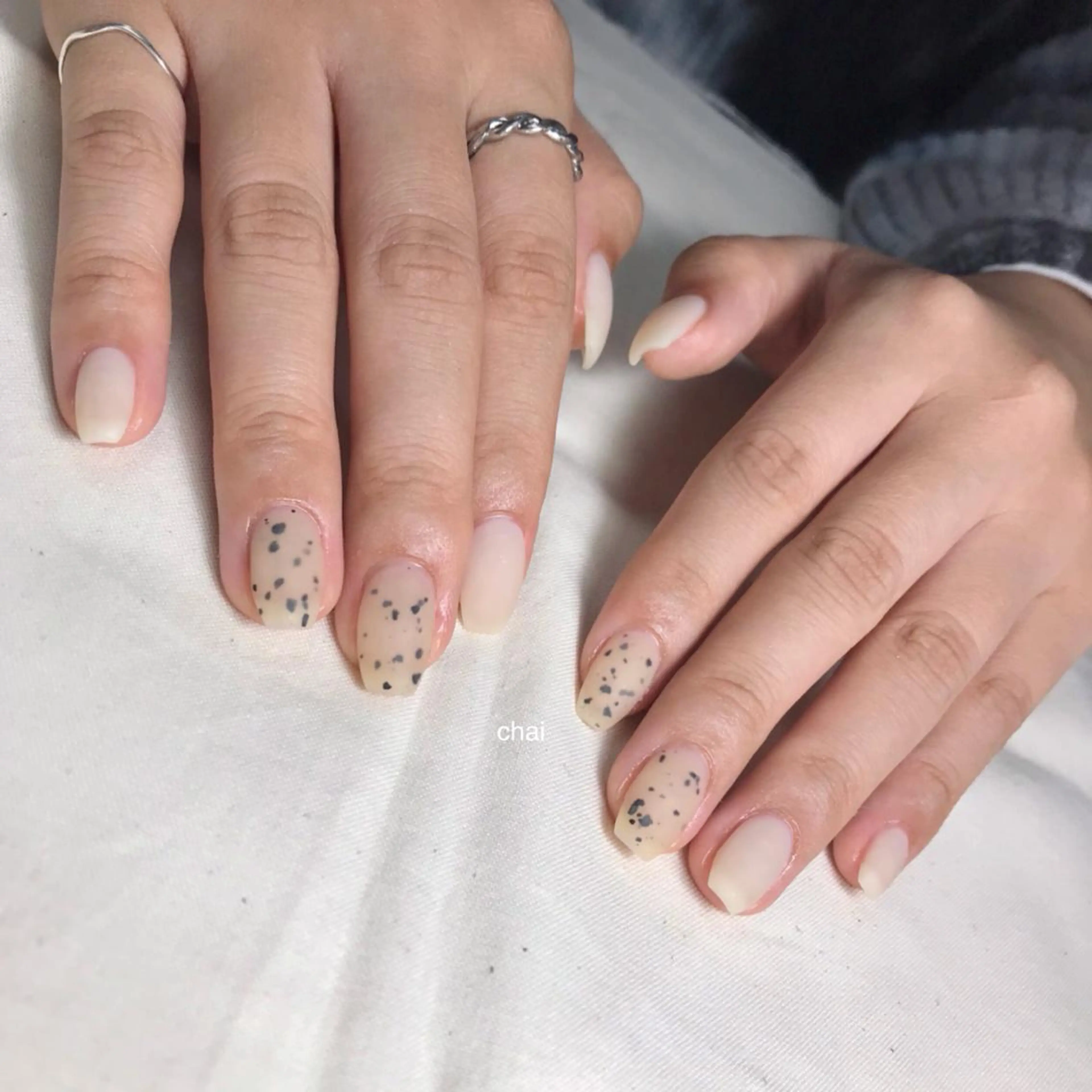 ネイル マットネイル ハンドネイル 💅chainail _aiのネイルデザイン