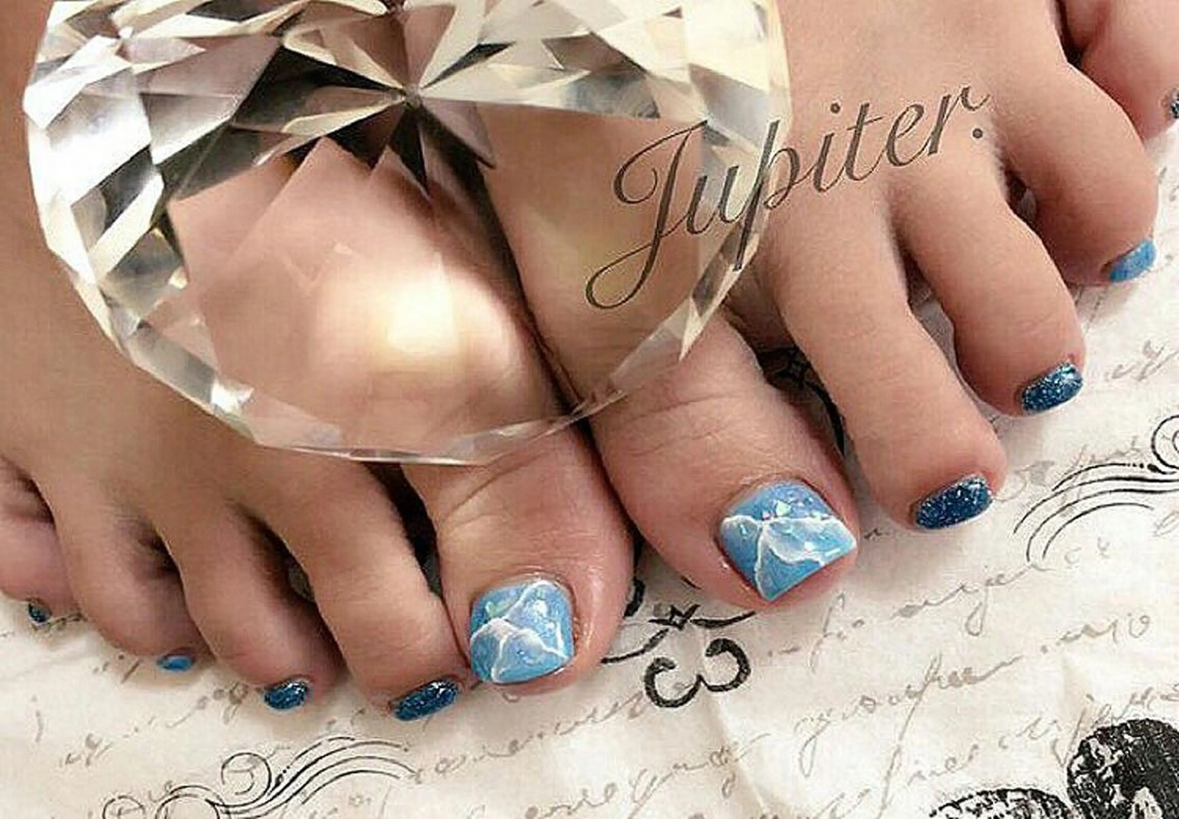 ネイル ラメ(グリッター) 大理石ネイル(マーブル) フットネイル Jupiter .のネイルデザイン