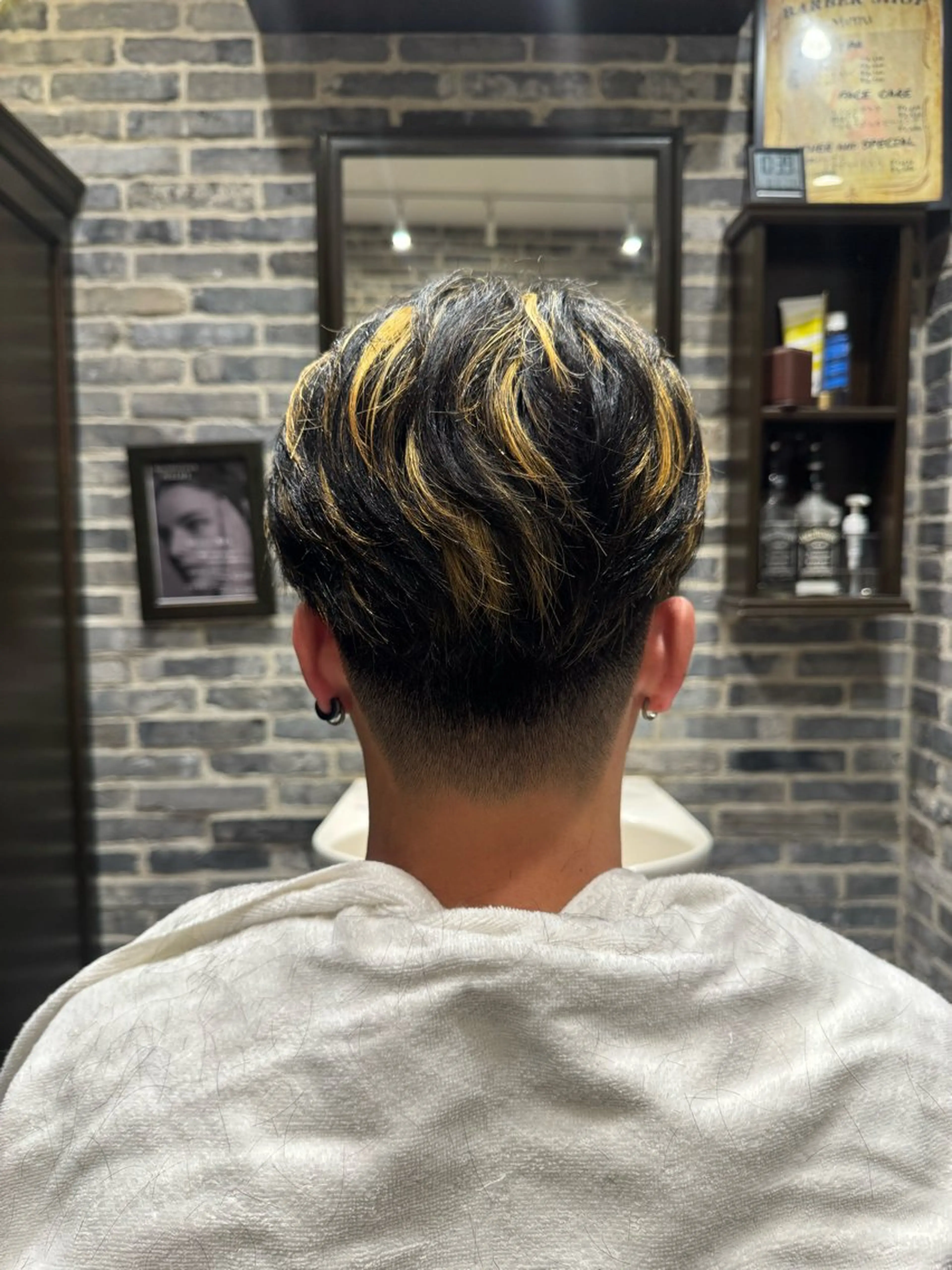 ミディアム カラー メンズ メンズメッシュ メッシュ 網代 日美樹のヘアスタイル