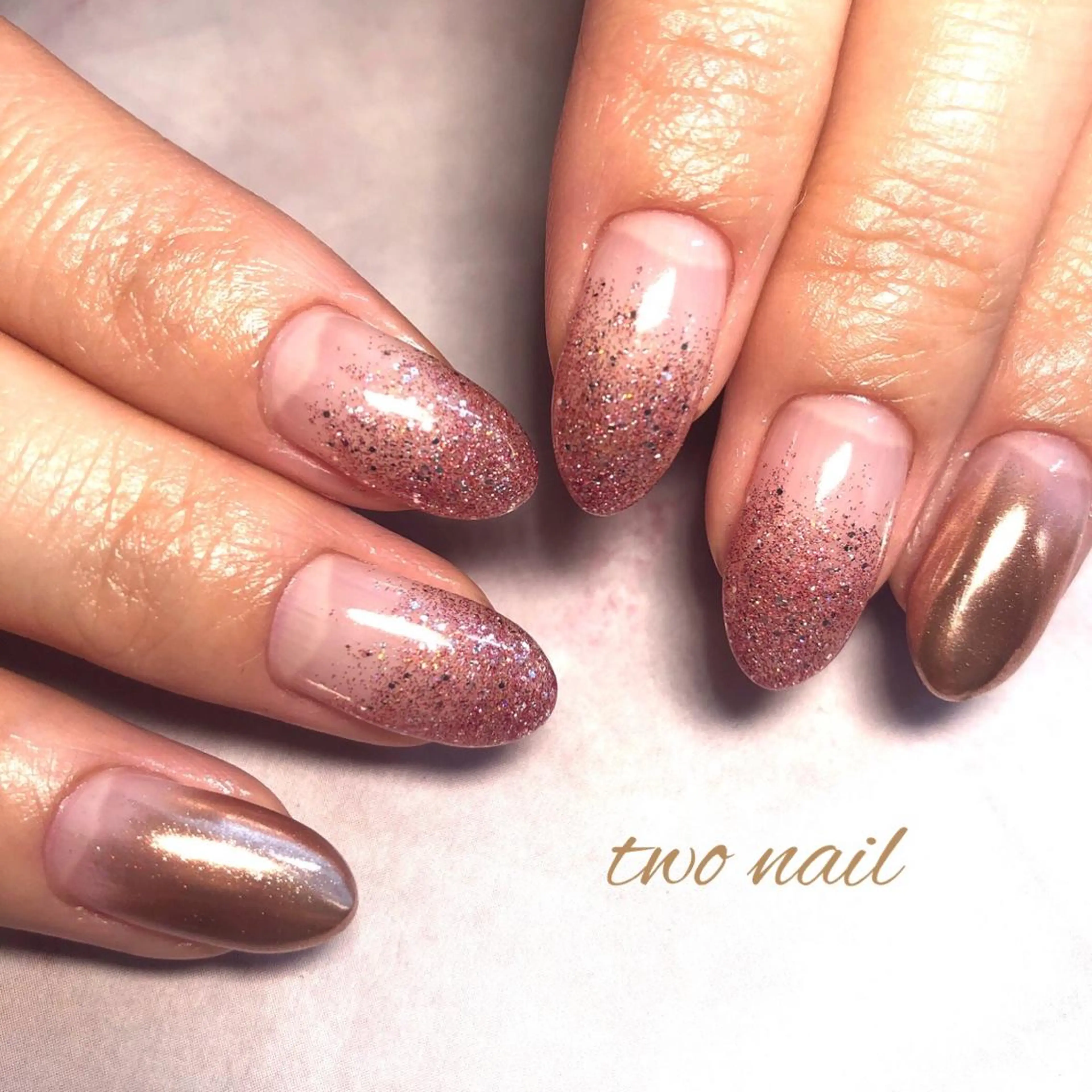 ネイル ラメ(グリッター) ラメグラデーション ミラーネイル ハンドネイル two nailのネイルデザイン
