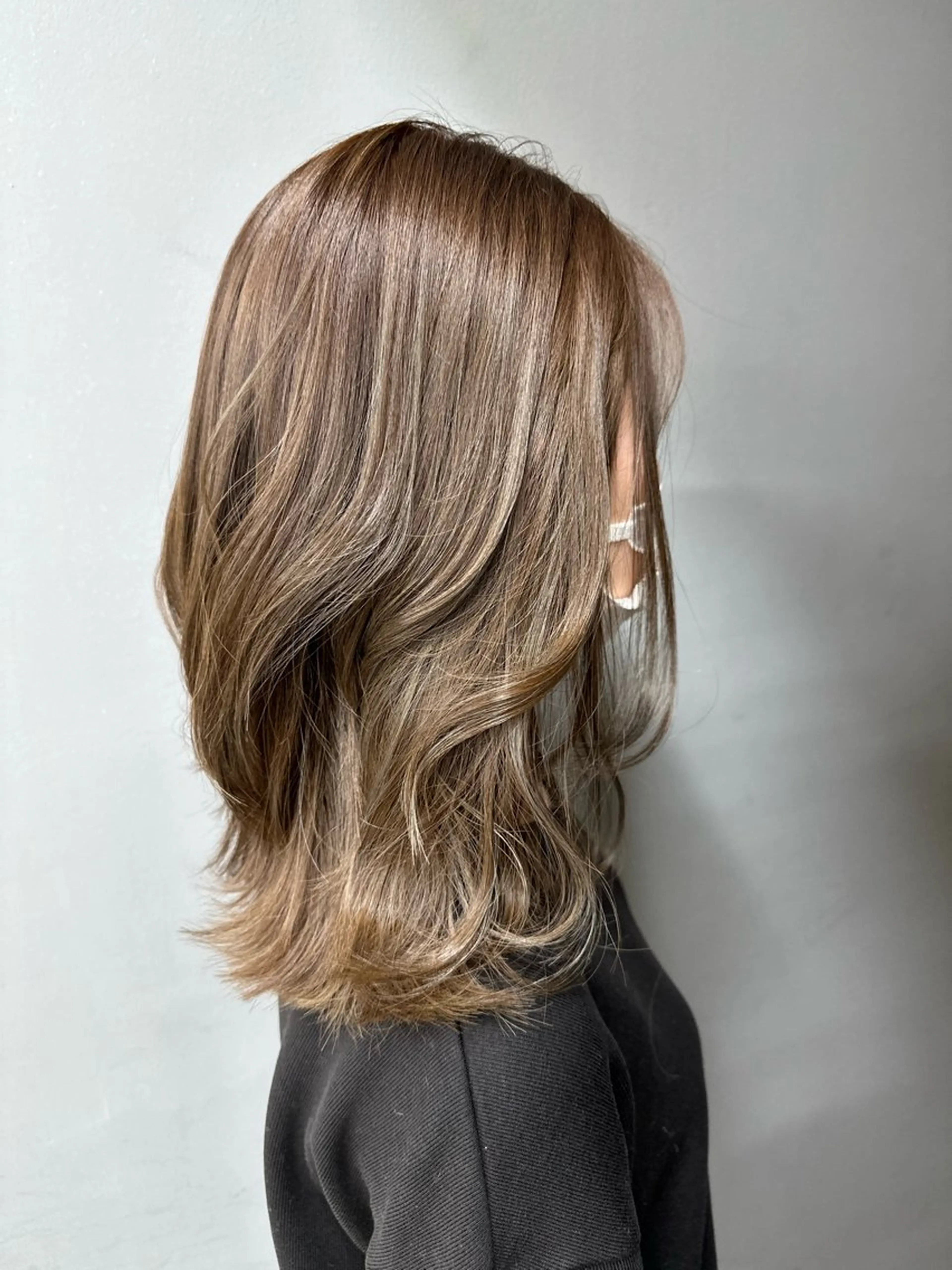 ミディアム 星野 菜月のヘアスタイル