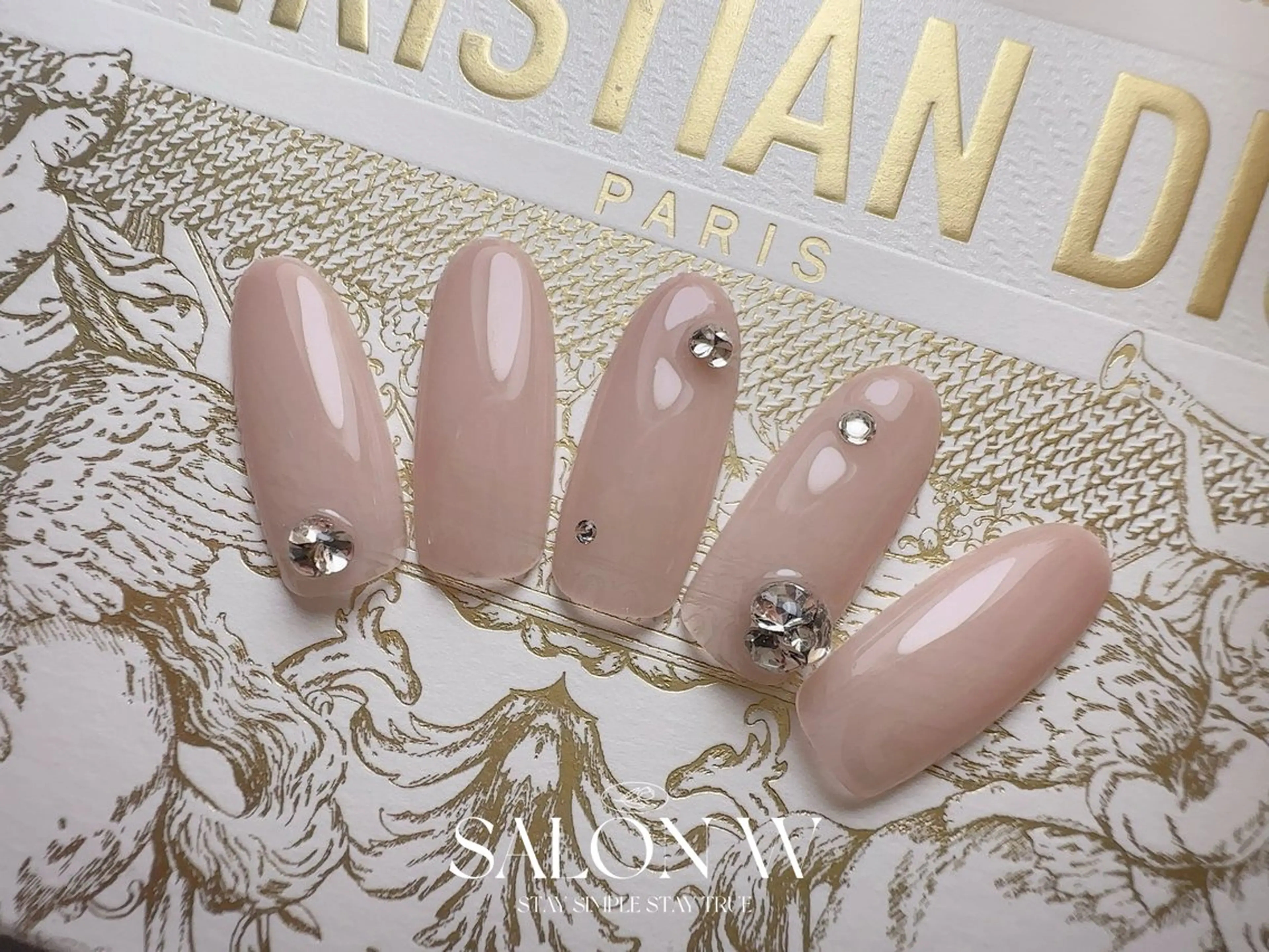 ネイル 佐藤✨LUNE nail salonのネイルデザイン