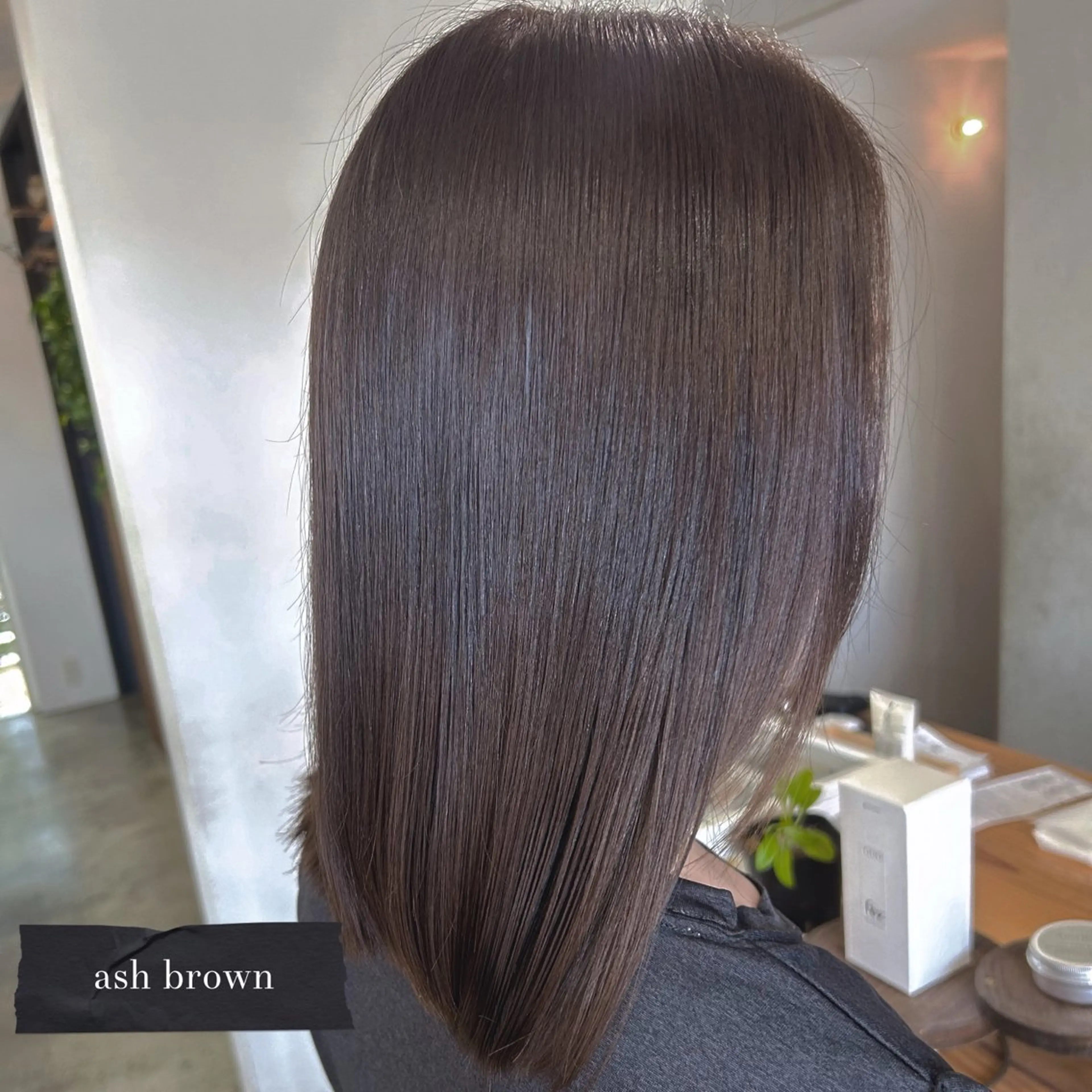 カラー アッシュ アッシュブラウン ブラウンカラー オレンジ 廣岡 悠愛のヘアスタイル