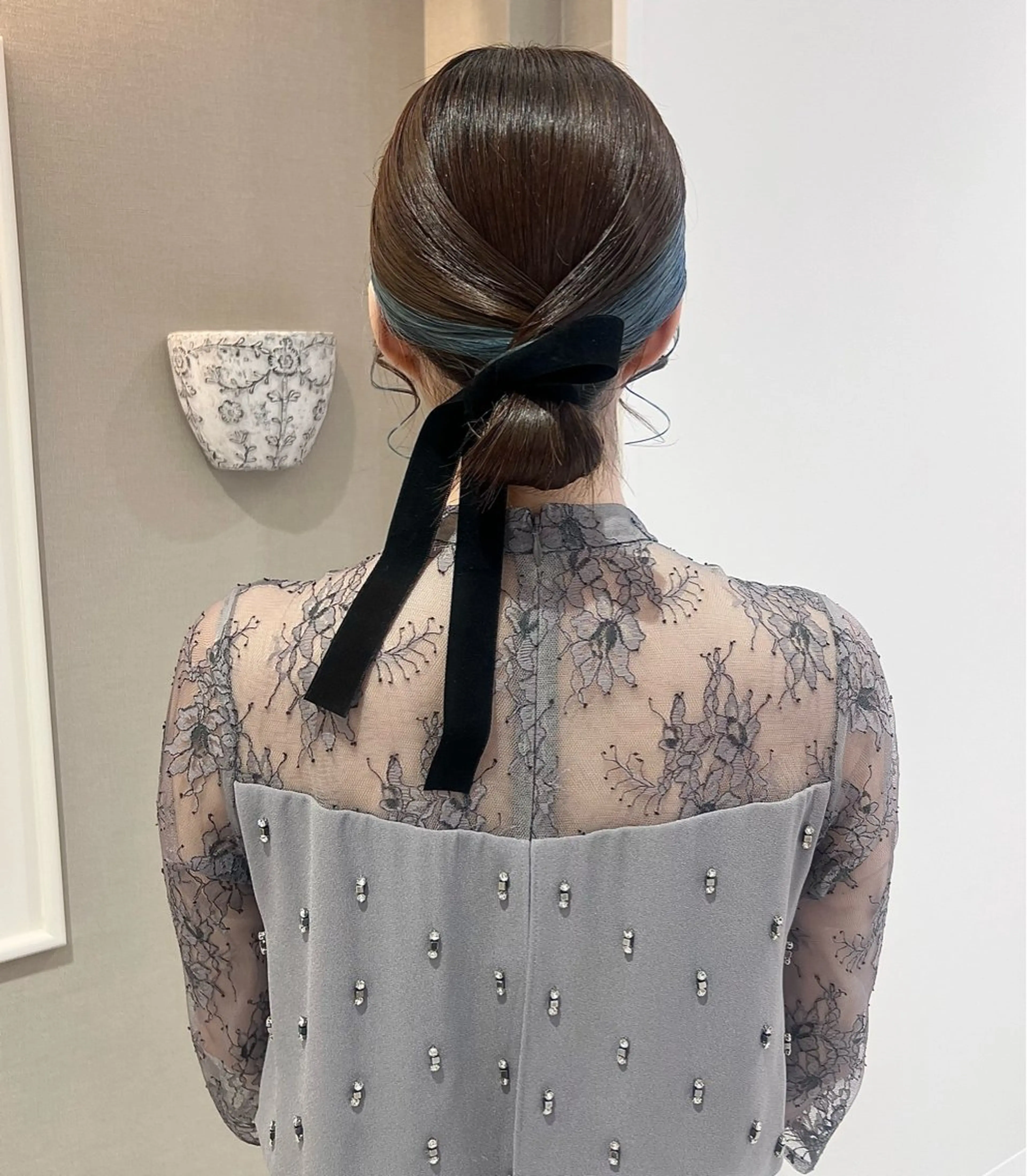 セミロング ヘアアレンジ ヘアセット karin🌛ボブ／ 透明感たっぷりカラーのヘアスタイル