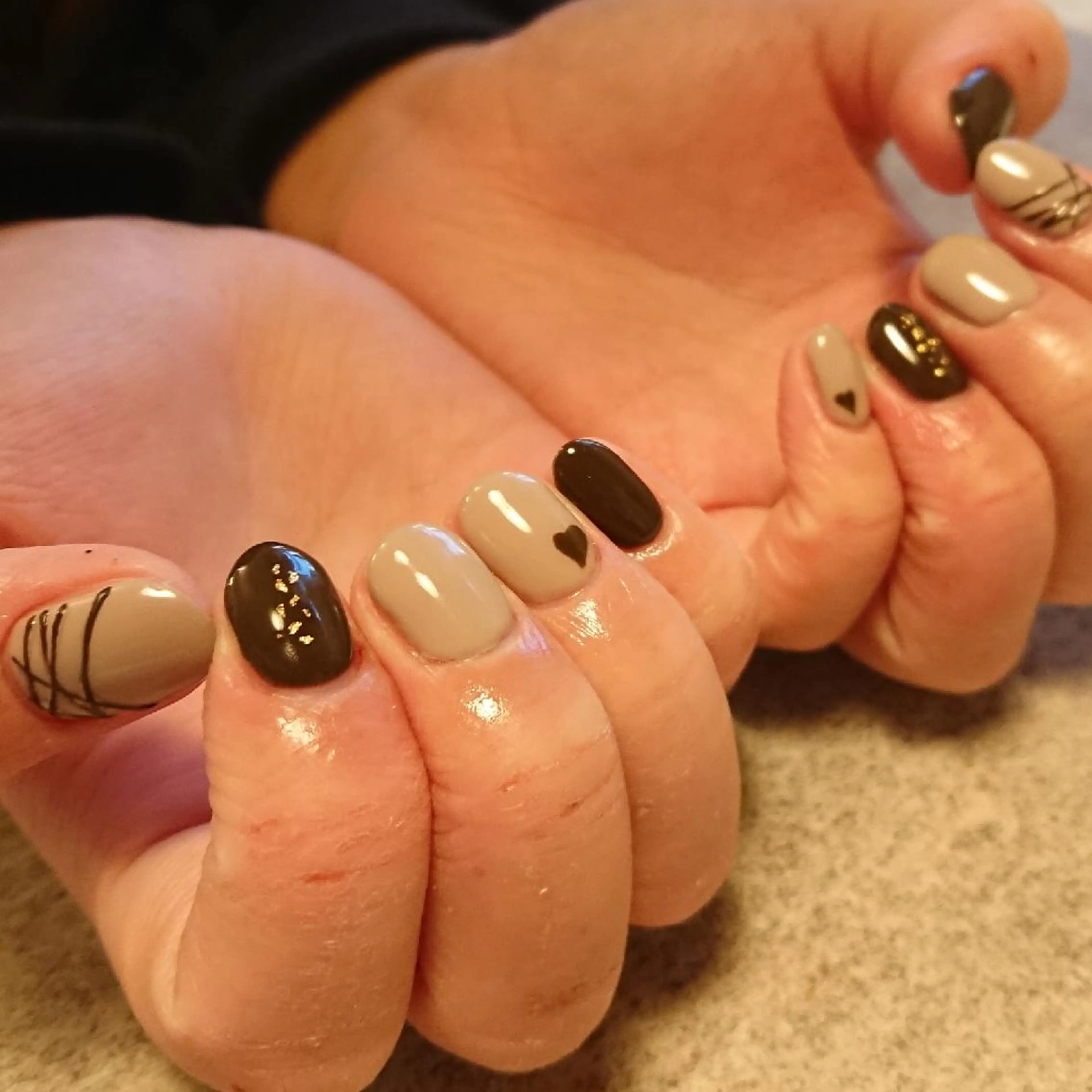 ネイル ジェヌインネイル 河内のネイルデザイン