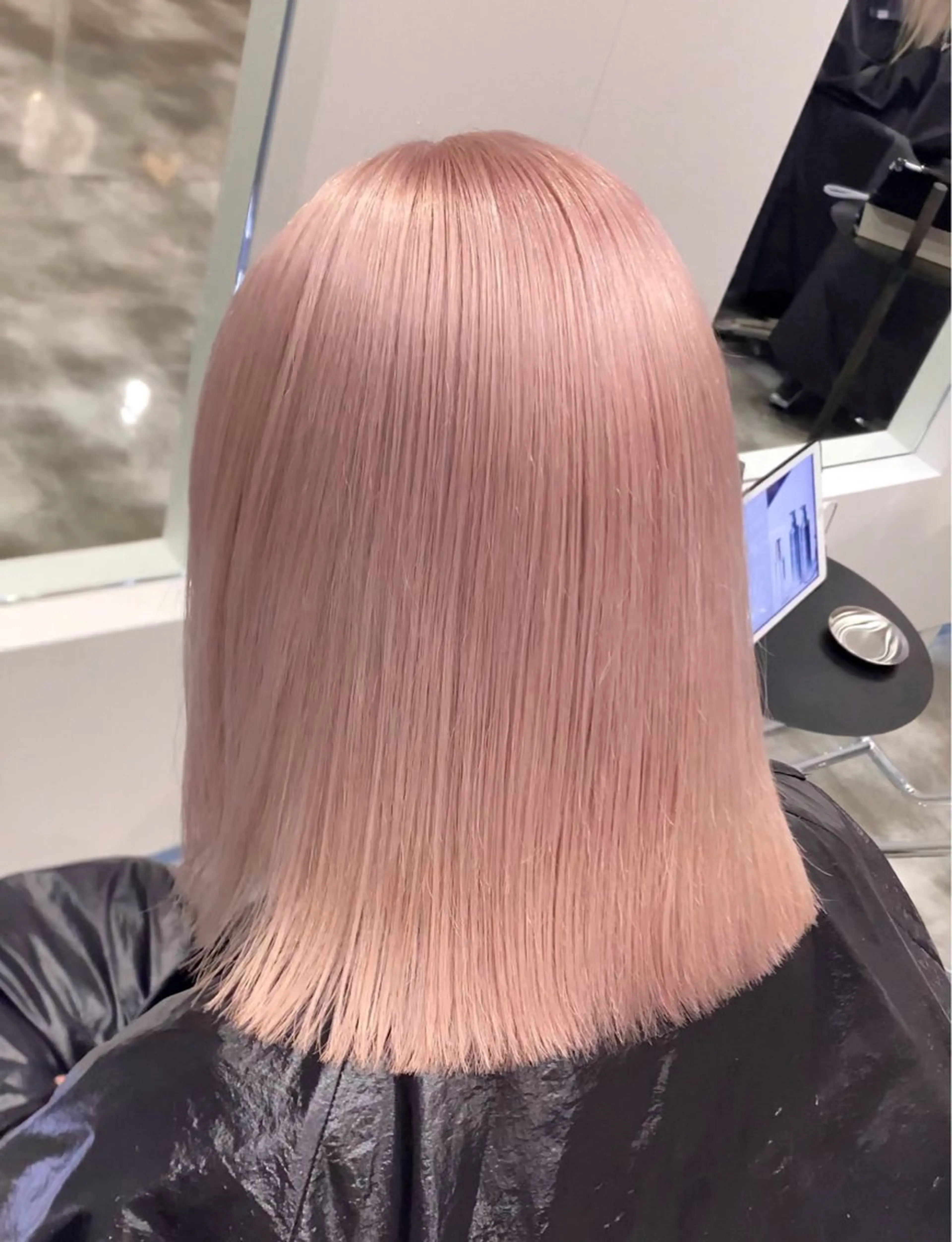 ミディアム さくらい ことみのヘアスタイル