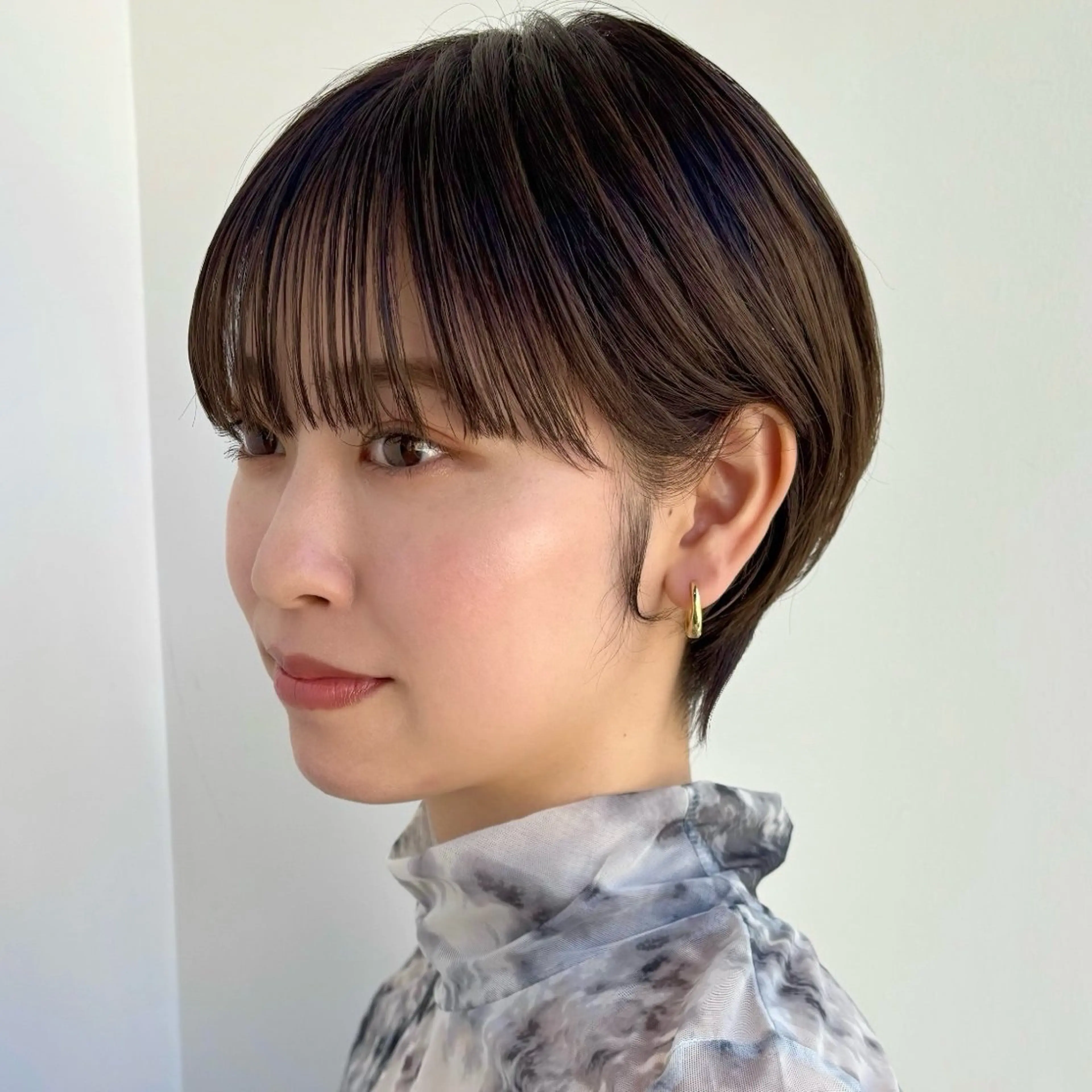 ショート カラー ショートヘア 顔まわり🥨レイヤー /透明感/まいなのヘアスタイル