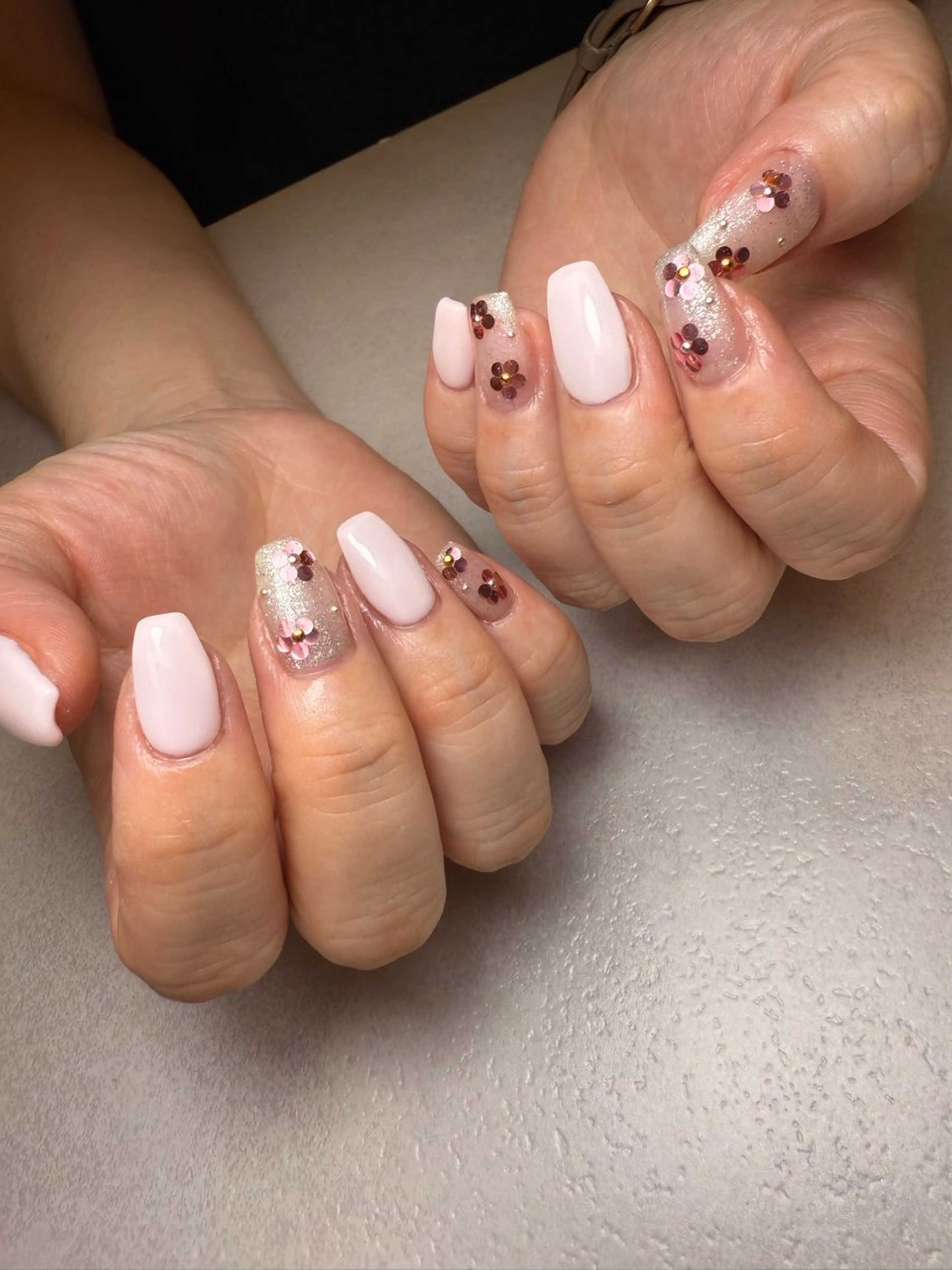 ネイル ハンドネイル Bella Nailsのネイルデザイン