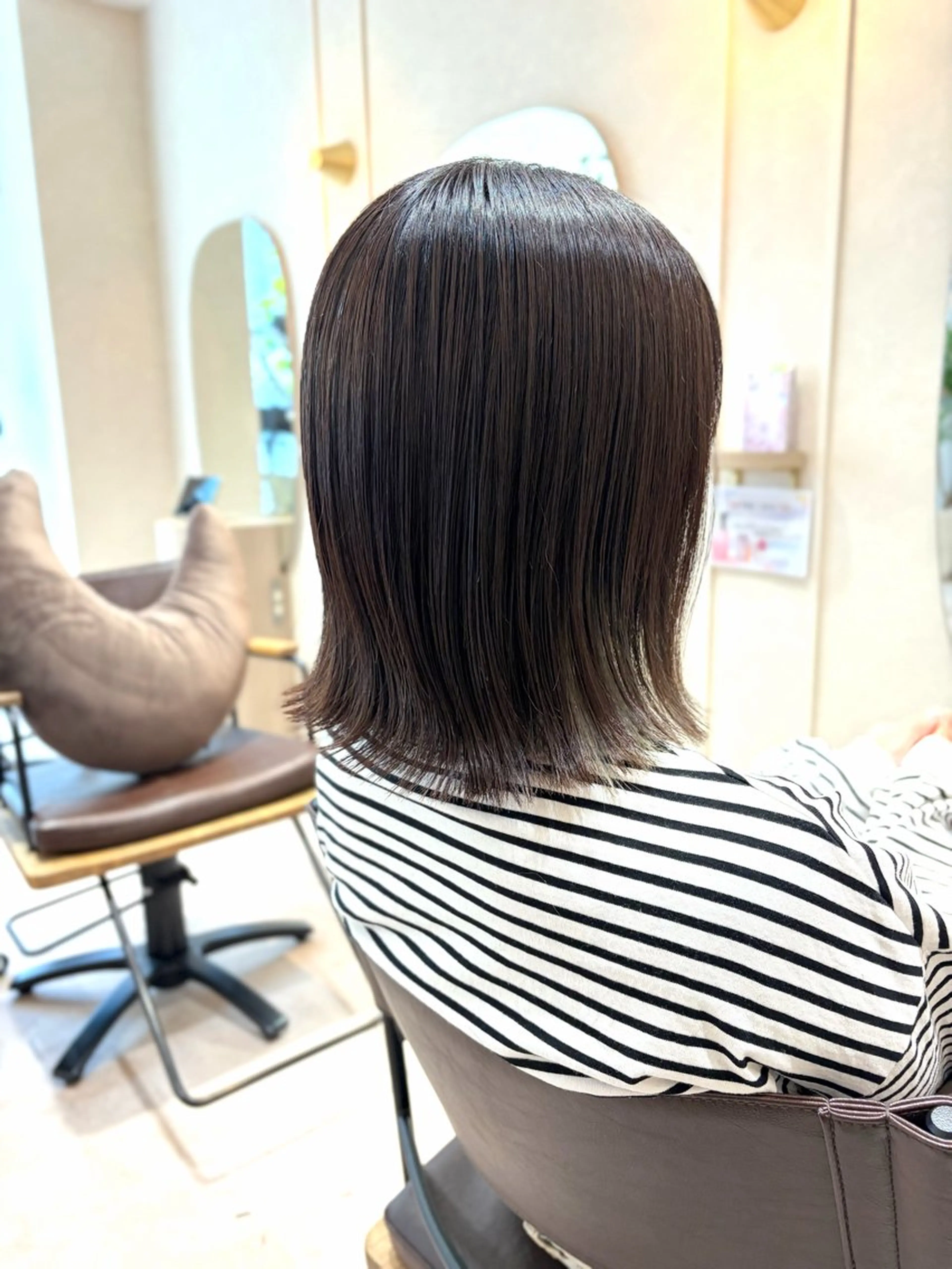ミディアム カラー 菅原 渚のヘアスタイル