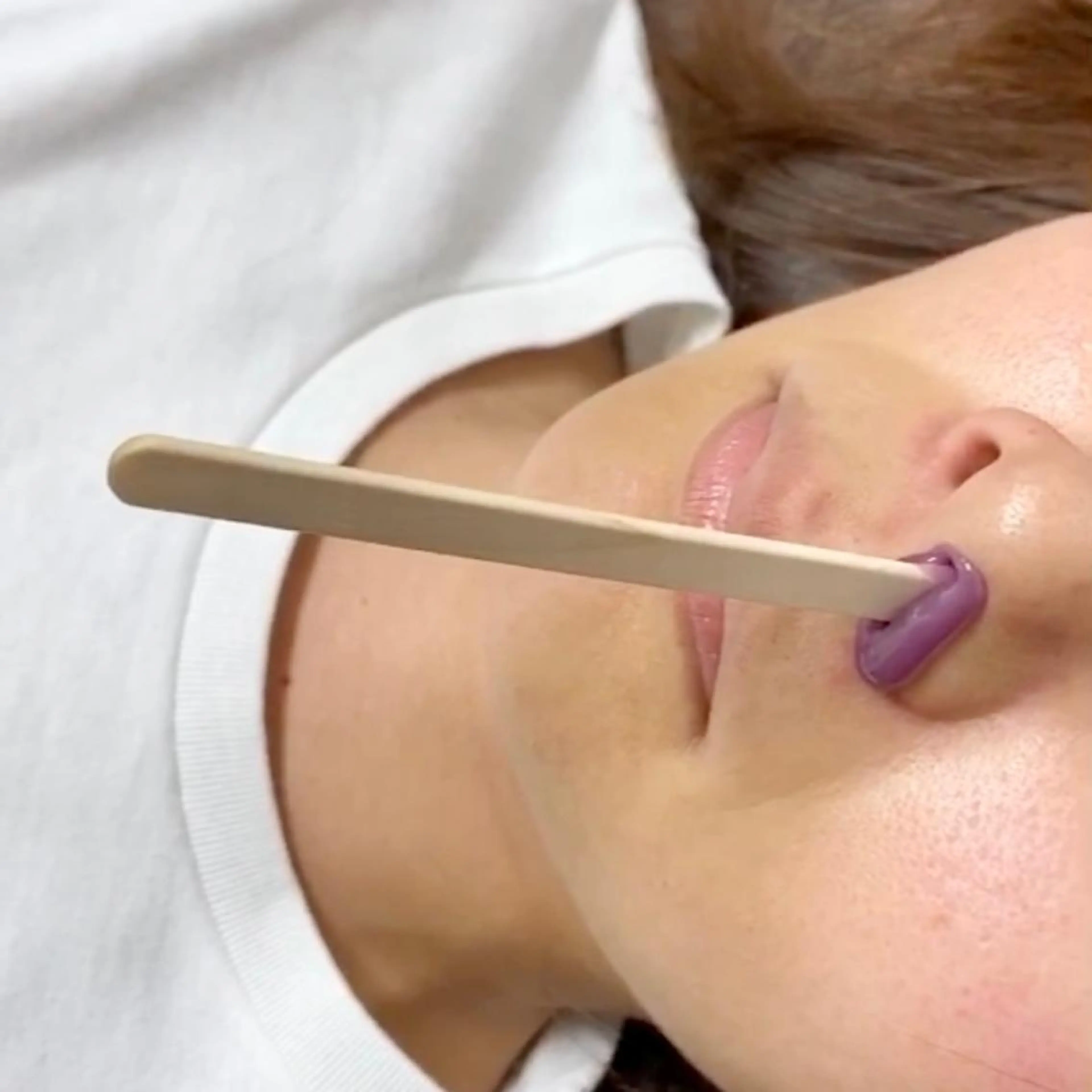 【鼻毛ワックス】❤️🖤鼻毛をワックスで一気にすっきりと❣️他メニューとの組み合わせで2000円→1000円に✨の写真