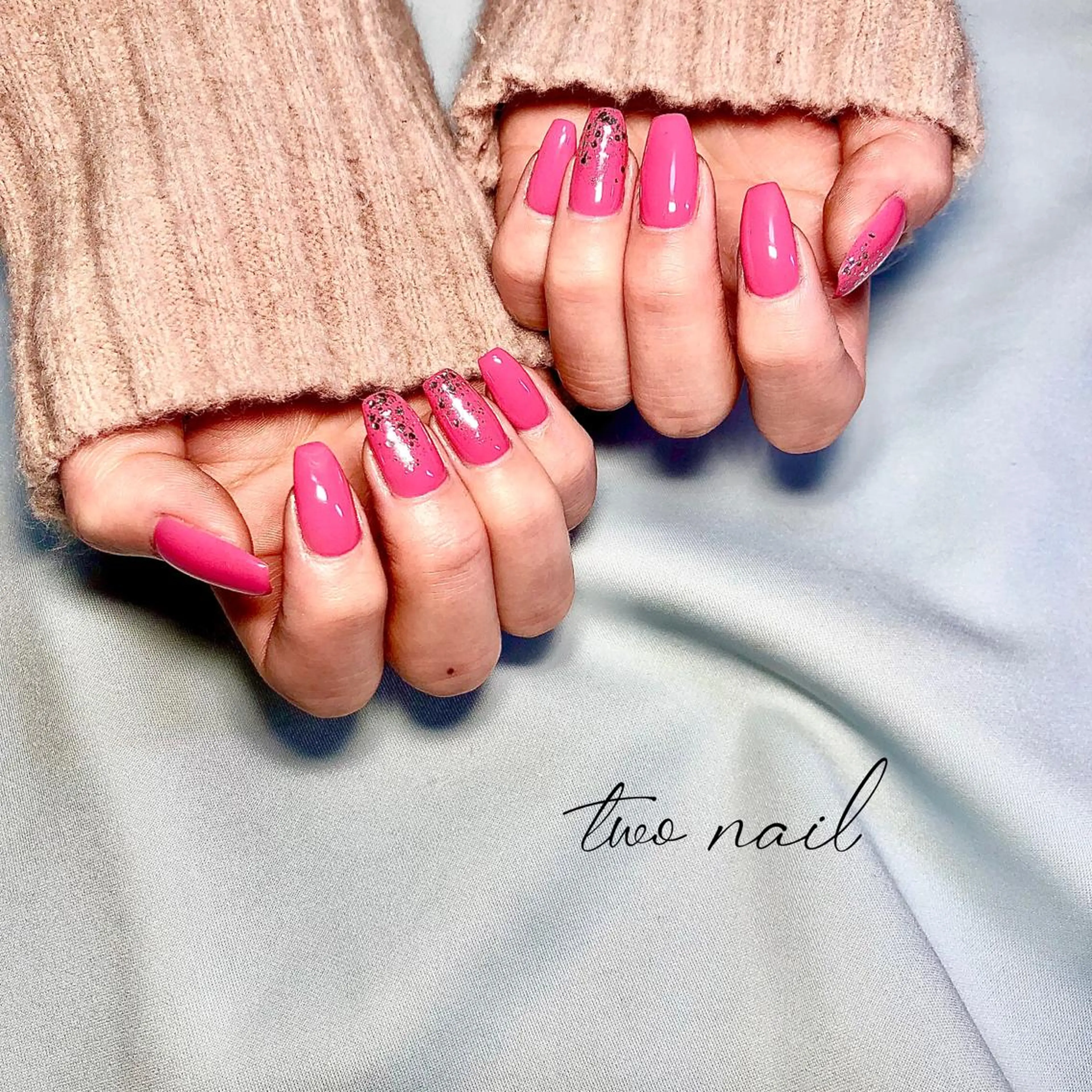 ネイル アートネイル フットネイル ハート ニュアンスネイル ホワイト ハンドネイル two nailのネイルデザイン