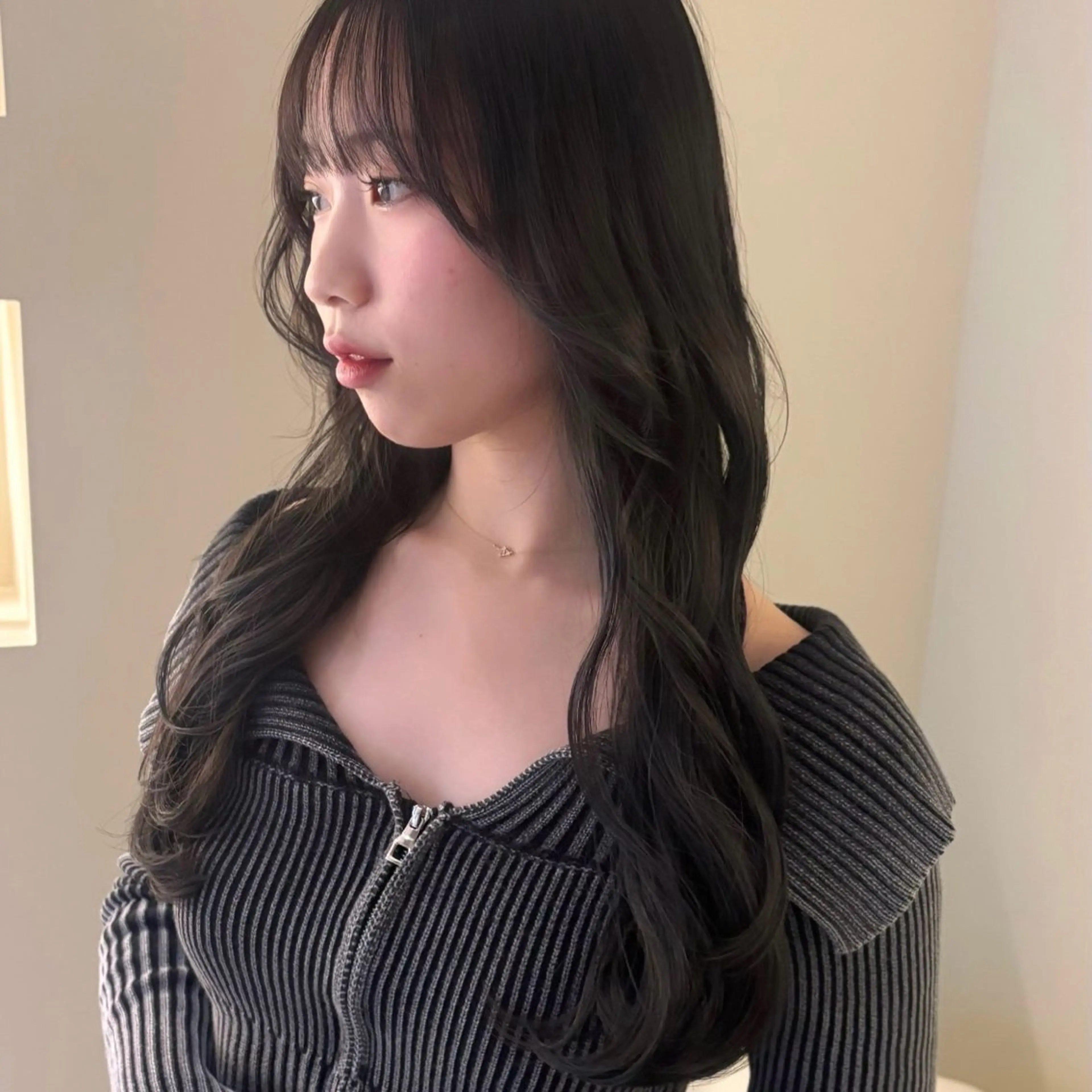 ロング カラー hana/艶髪 /透明感カラー🪞のヘアスタイル