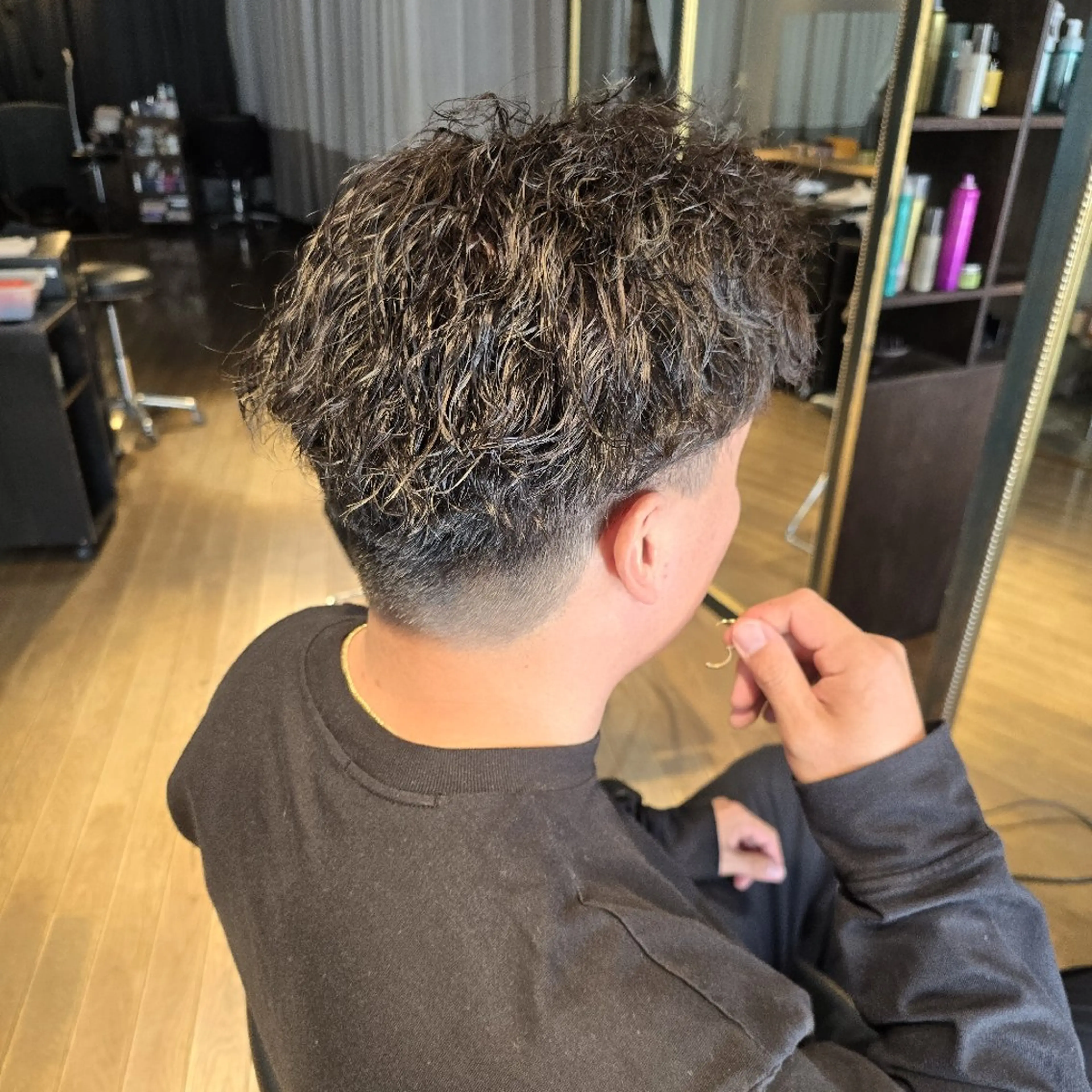 ショート パーマ メンズ カラー ハヤシ マユ ✂ 府中美容室のヘアスタイル