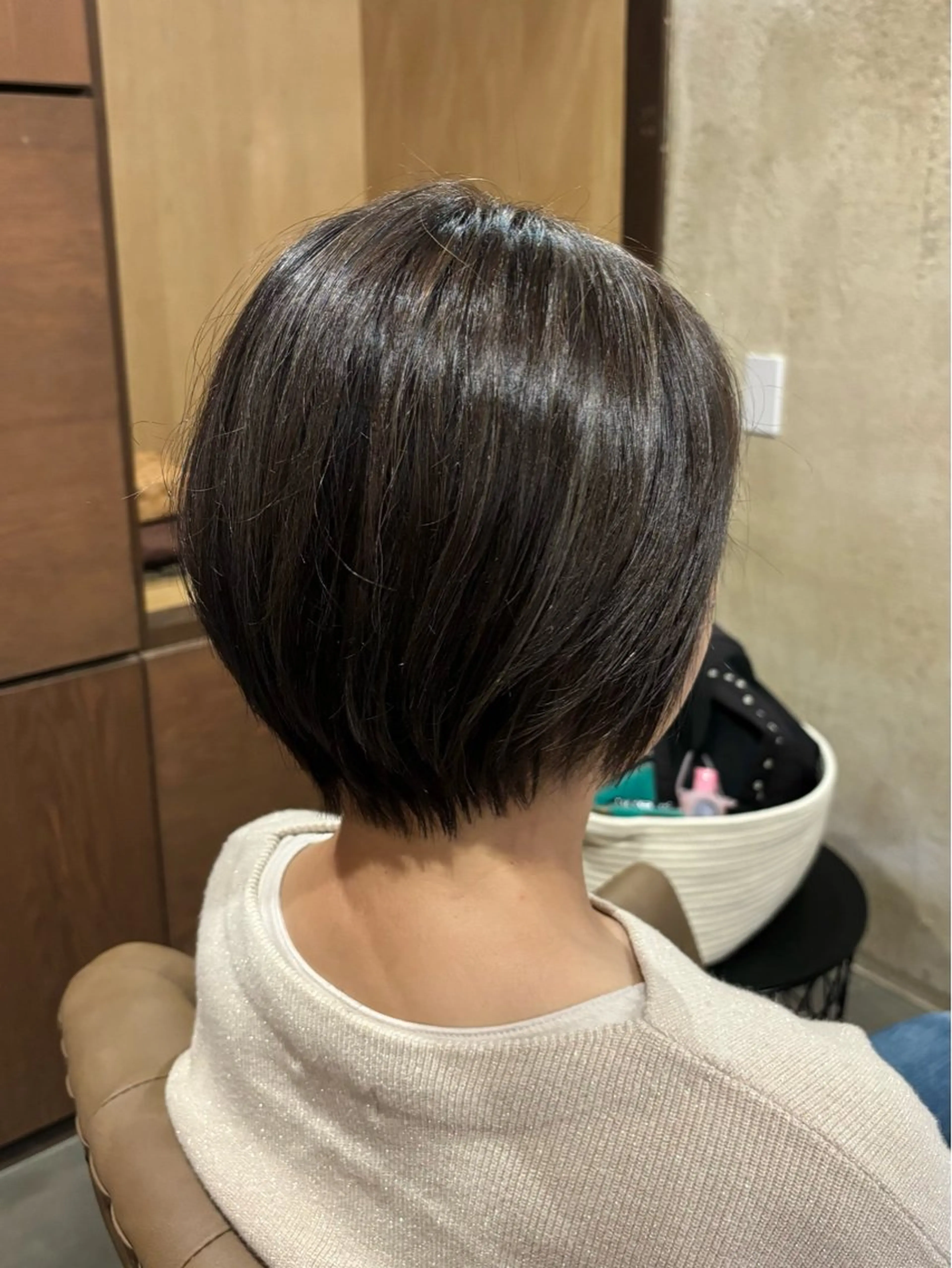 ショート 岩瀬 瑠璃子のヘアスタイル