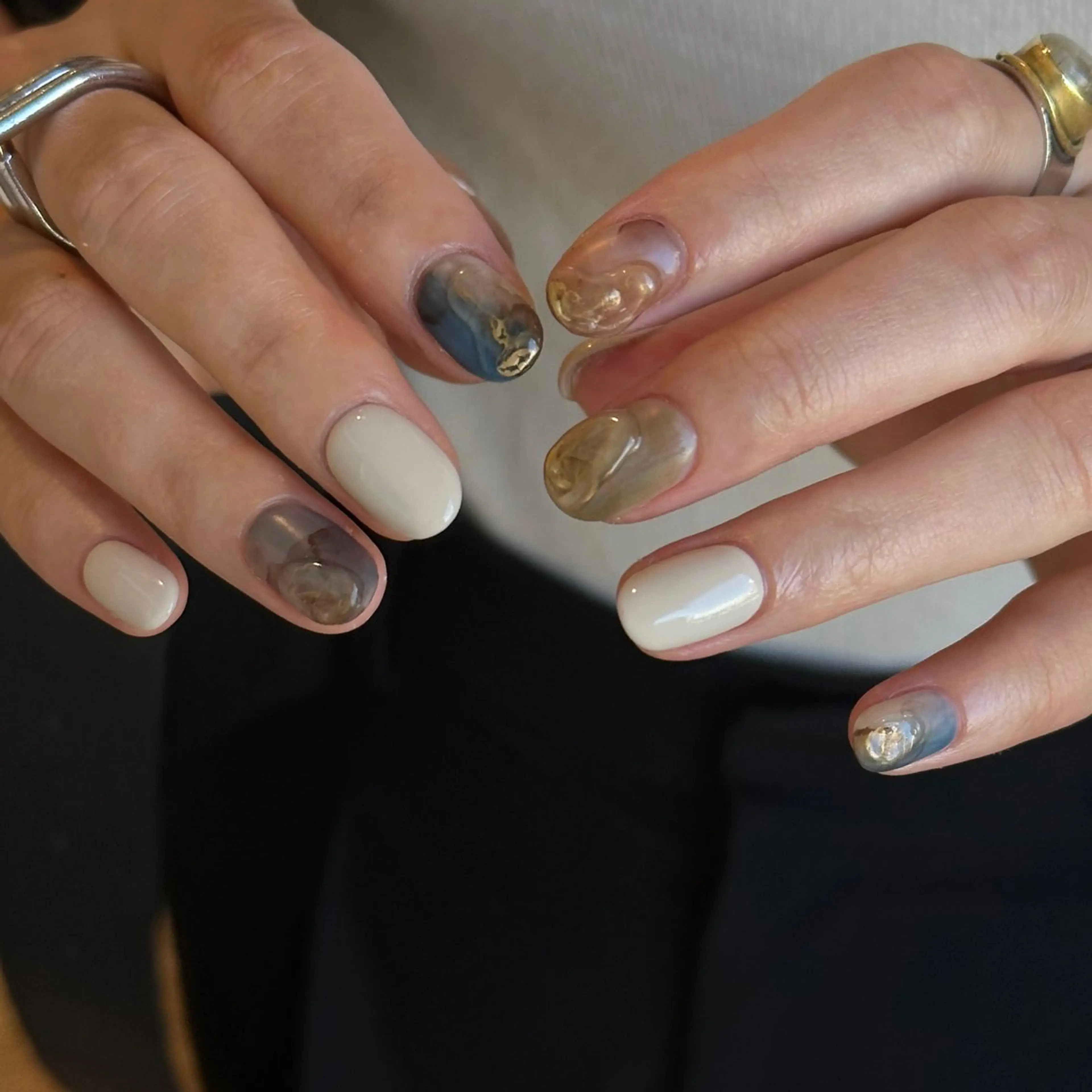 ショート カラー パーマ ヘアアレンジ メンズ キッズ ネイル マツエク・マツパ アイブロウ ニュアンスネイル ニュアンスパーマ ハンドネイル ar. harajukuのネイルデザイン