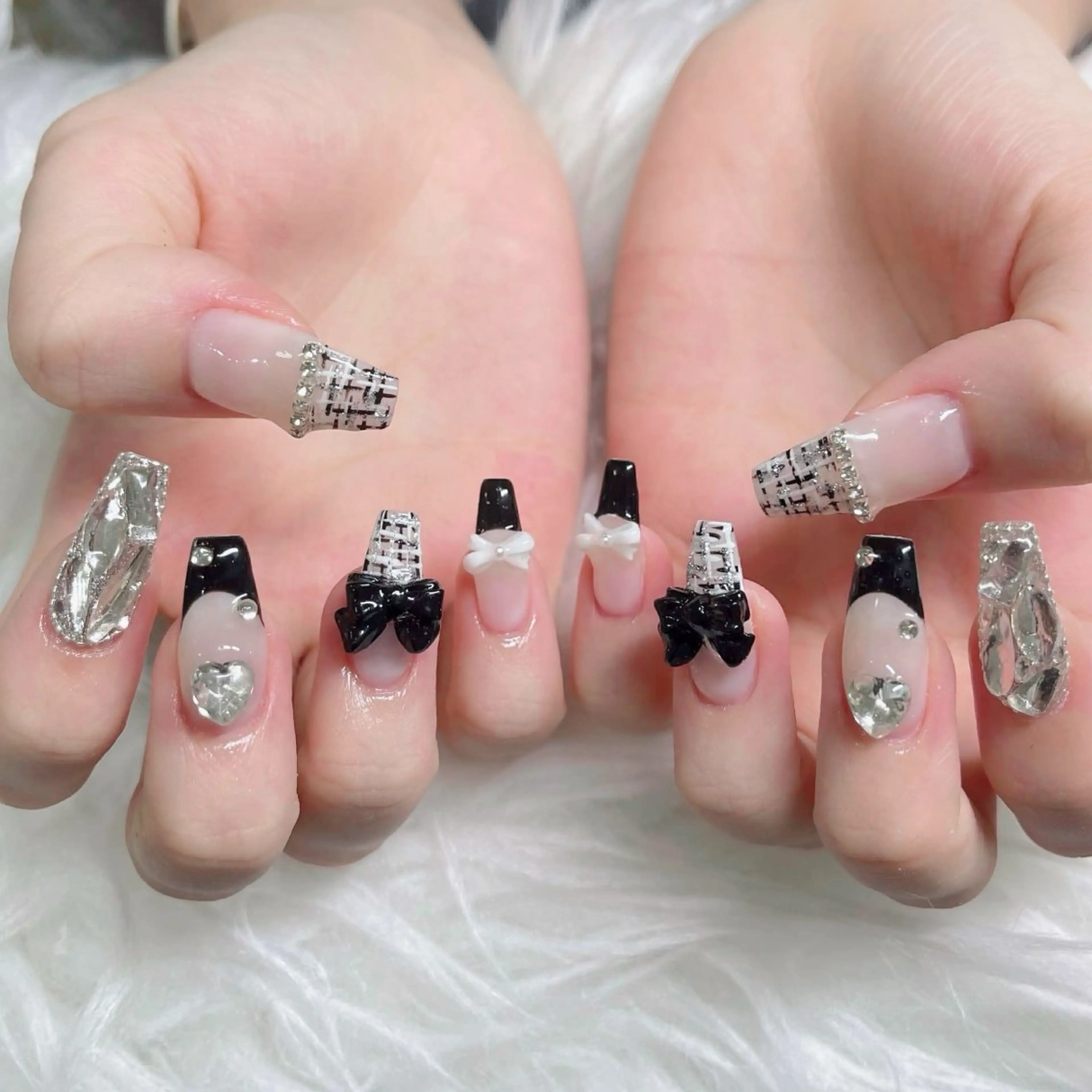 ネイル フットネイル フレンチネイル グラデーション 韓国ネイル ロングネイル ハンドネイル Hani Nail Salonのネイルデザイン