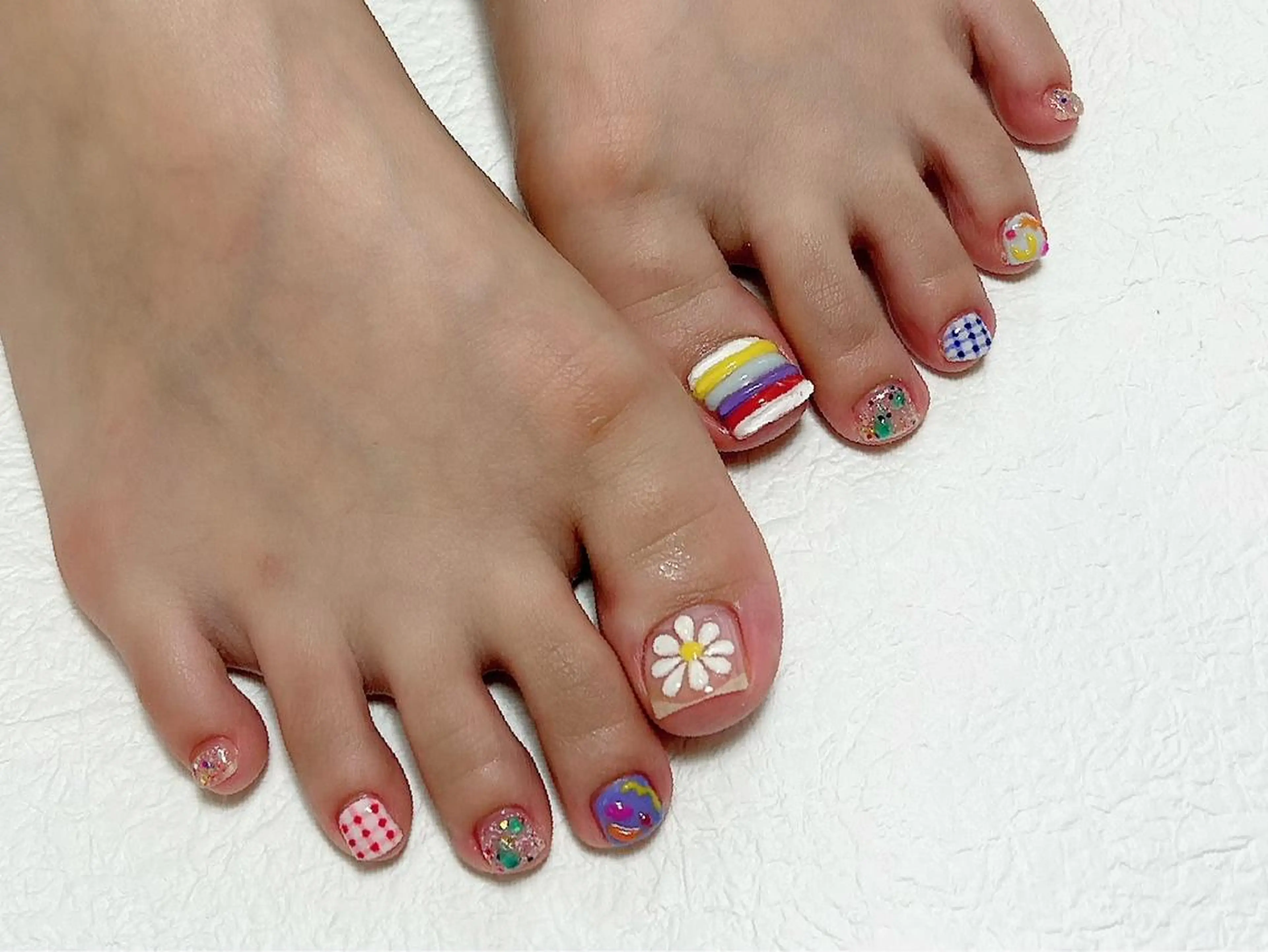 ネイル アートネイル フットネイル ジェルネイル キラキラネイル ミラーネイル Y nail なんば堀江店のネイルデザイン