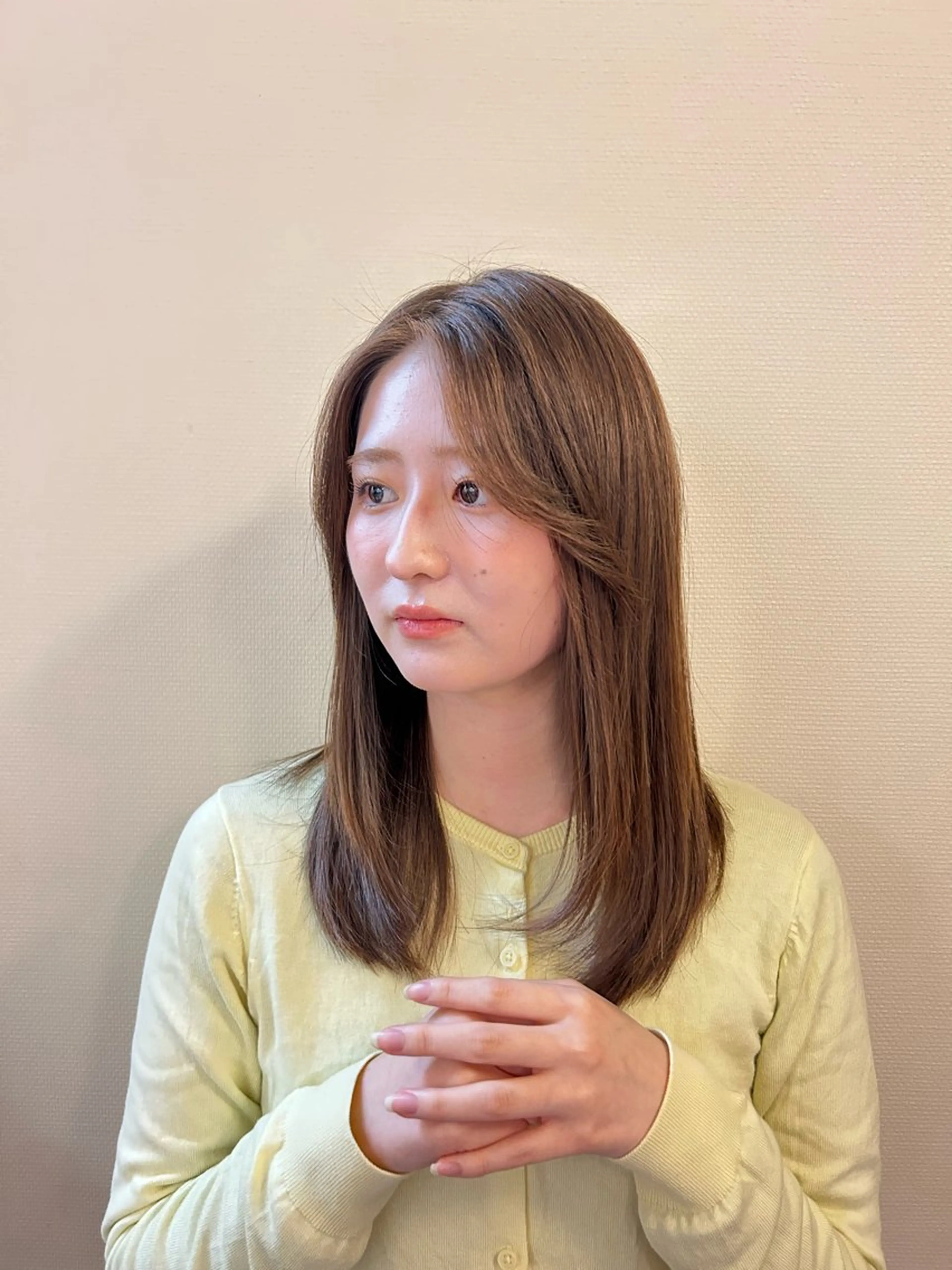 前髪カットの写真