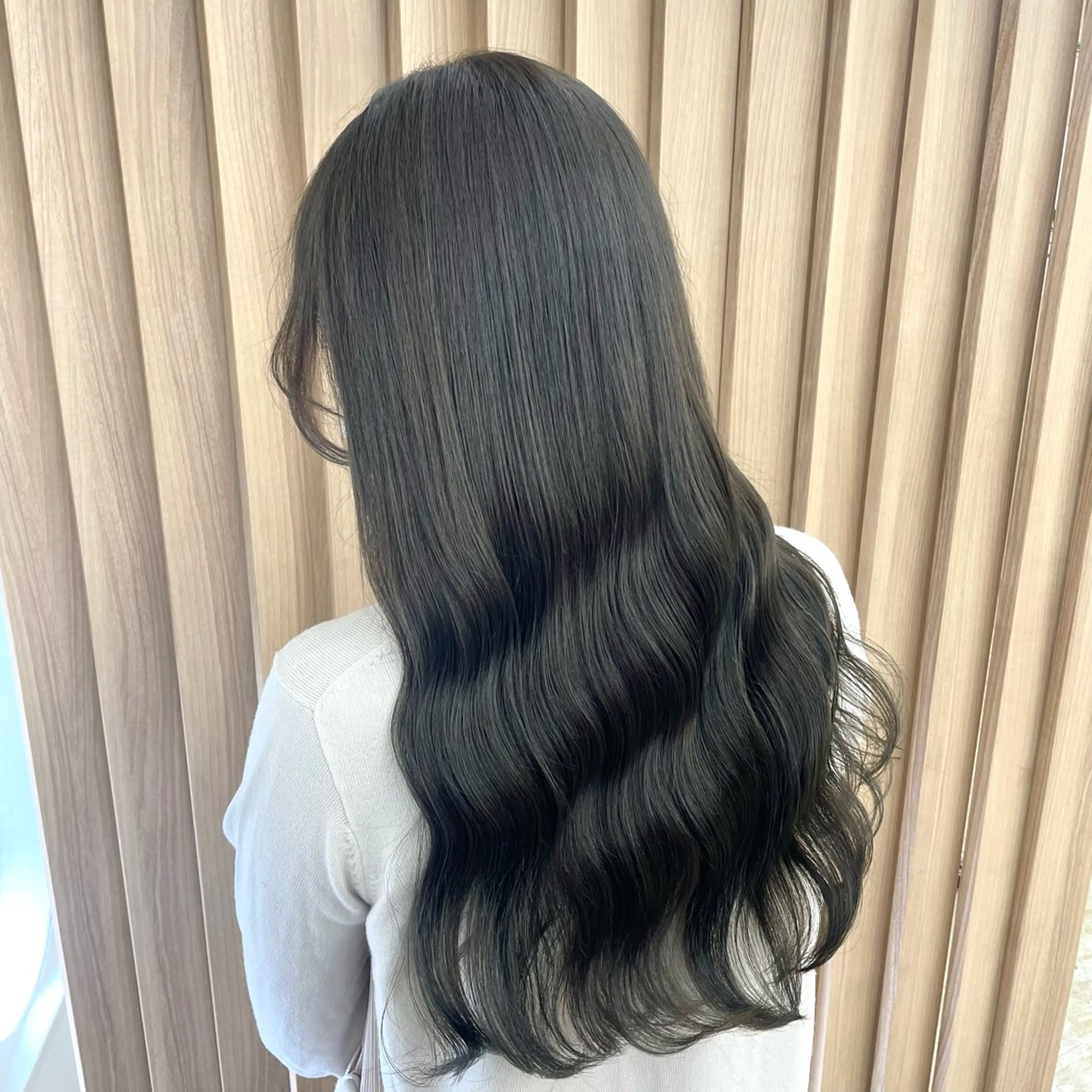 ロング カラー ヘアカラー トリートメント 肌に馴染む暗髪 梅田・増田のヘアスタイル