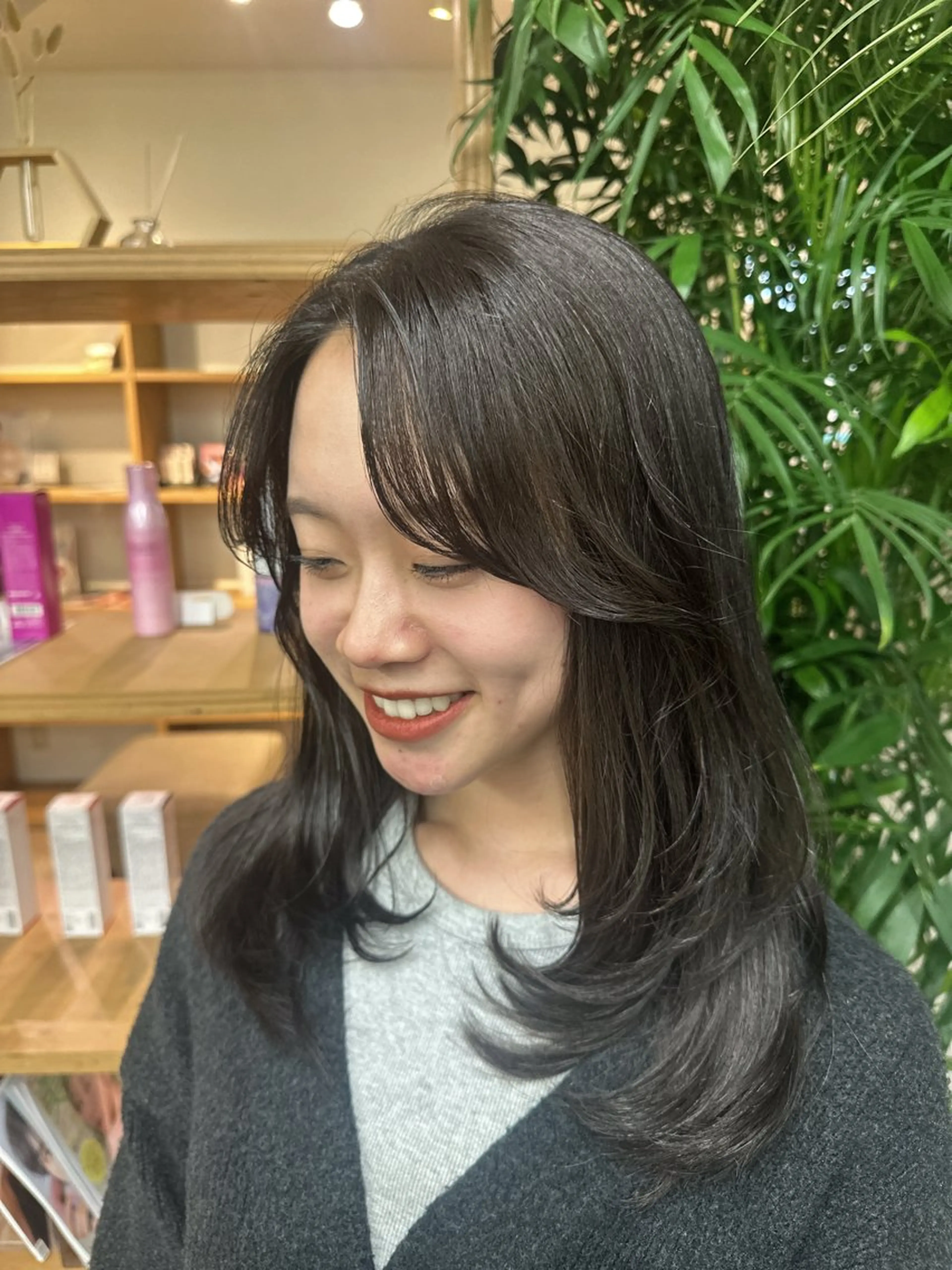 ミディアム 顔周りカット レイヤーカット カット ヘアカラー ブリーチカラー/ わきたちえ🌻のヘアスタイル