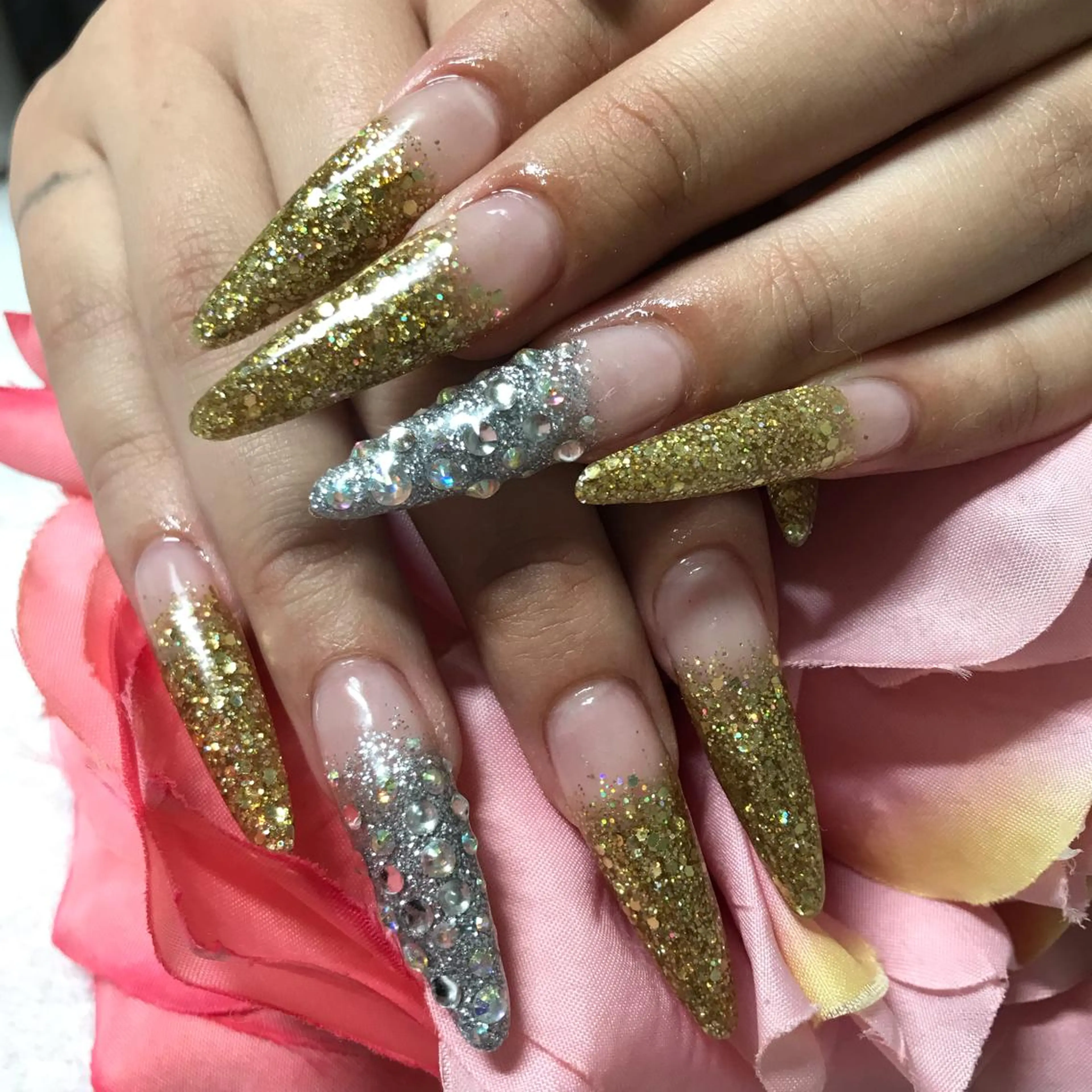 ロング ネイル ハンドネイル 《LB》ラブリエ Nail&eyeのマツエク・マツパデザイン