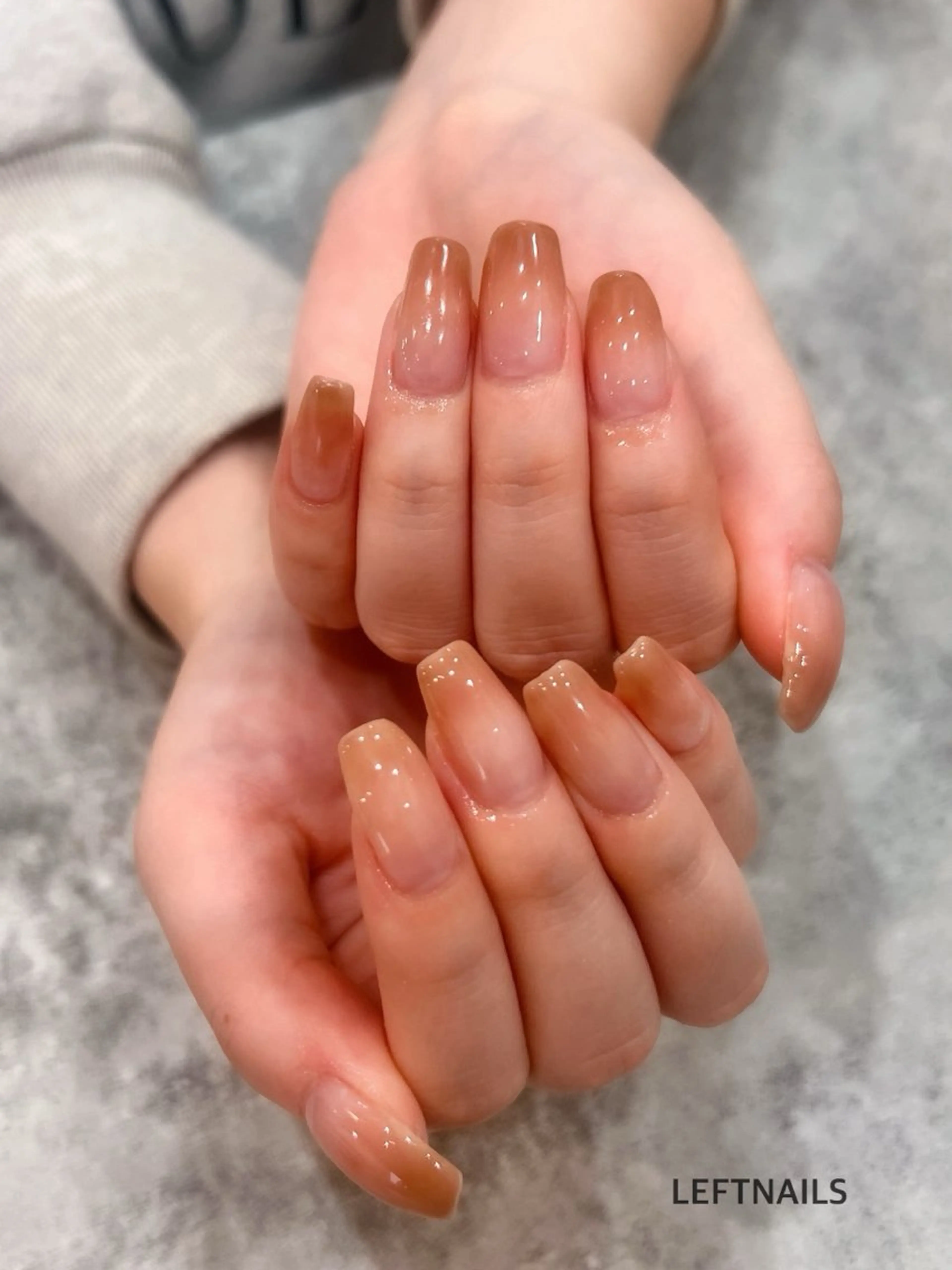 ネイル LEFTNAILS フィルインニュアンスのネイルデザイン
