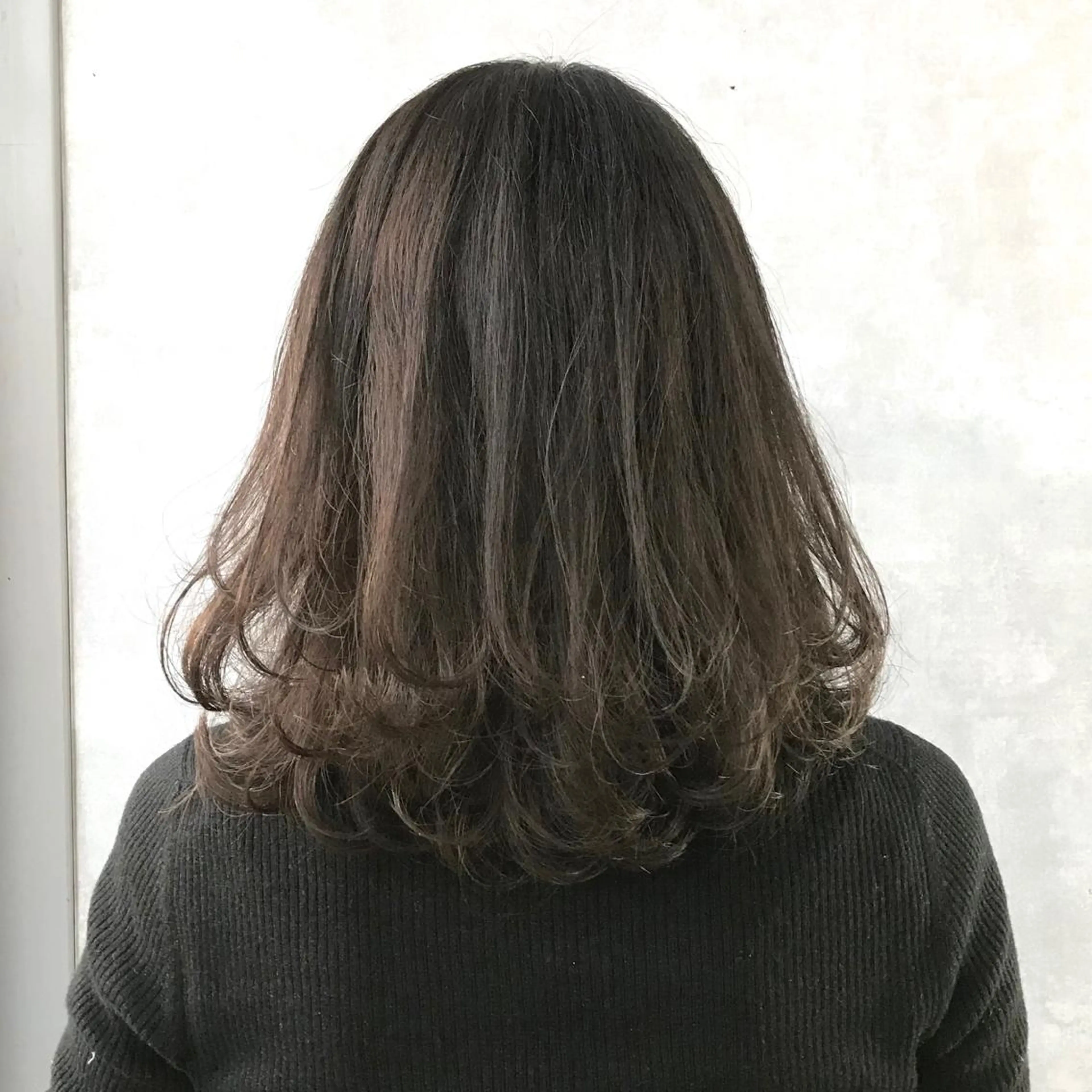 ミディアム タンバルモリ ヨシンモリ ムルギョル巻き 韓国風ヘア レイヤーカット K-POP好き美容師 🇰🇷Kai.Yのヘアスタイル