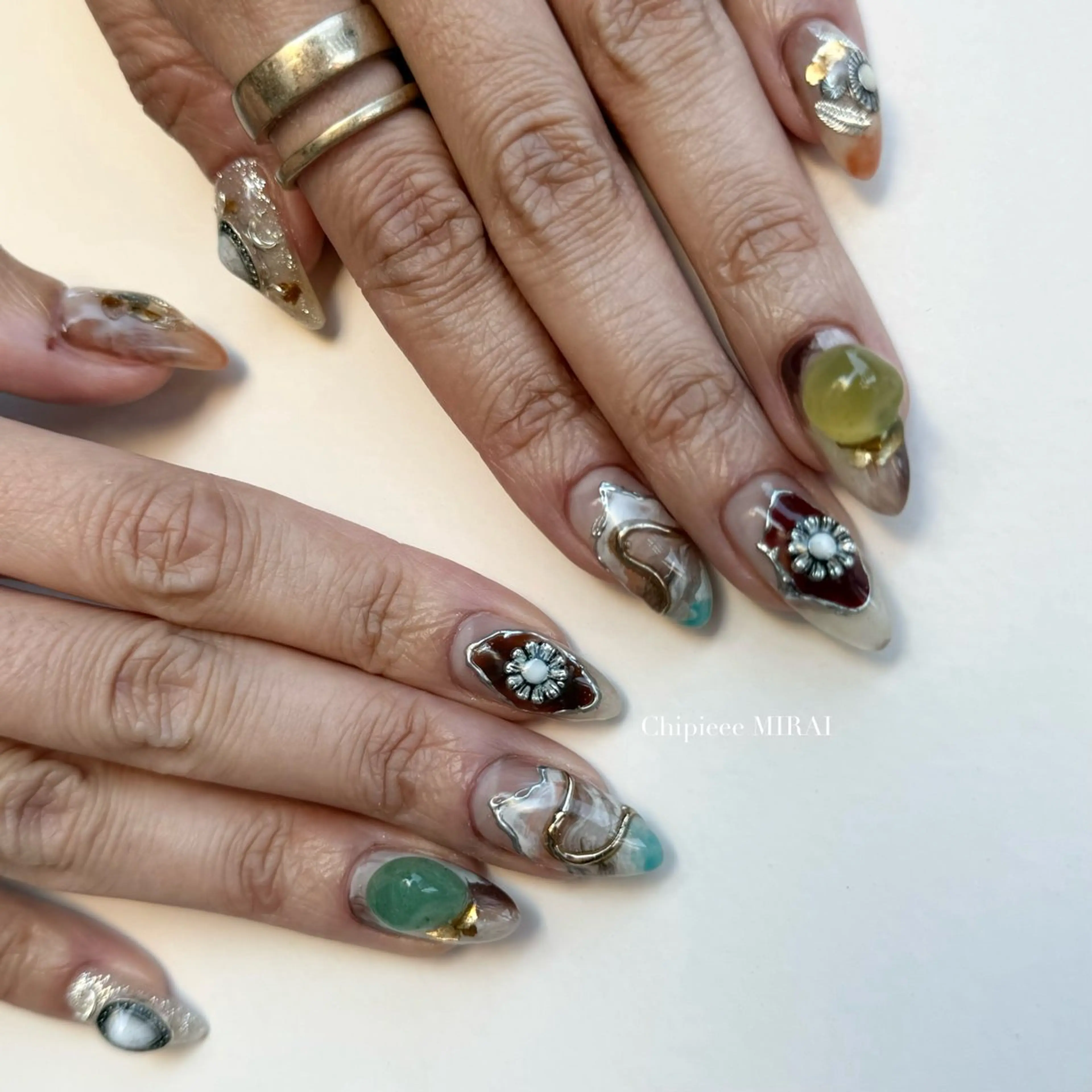 ネイル ハンドネイル Chipieee MIRAIのネイルデザイン