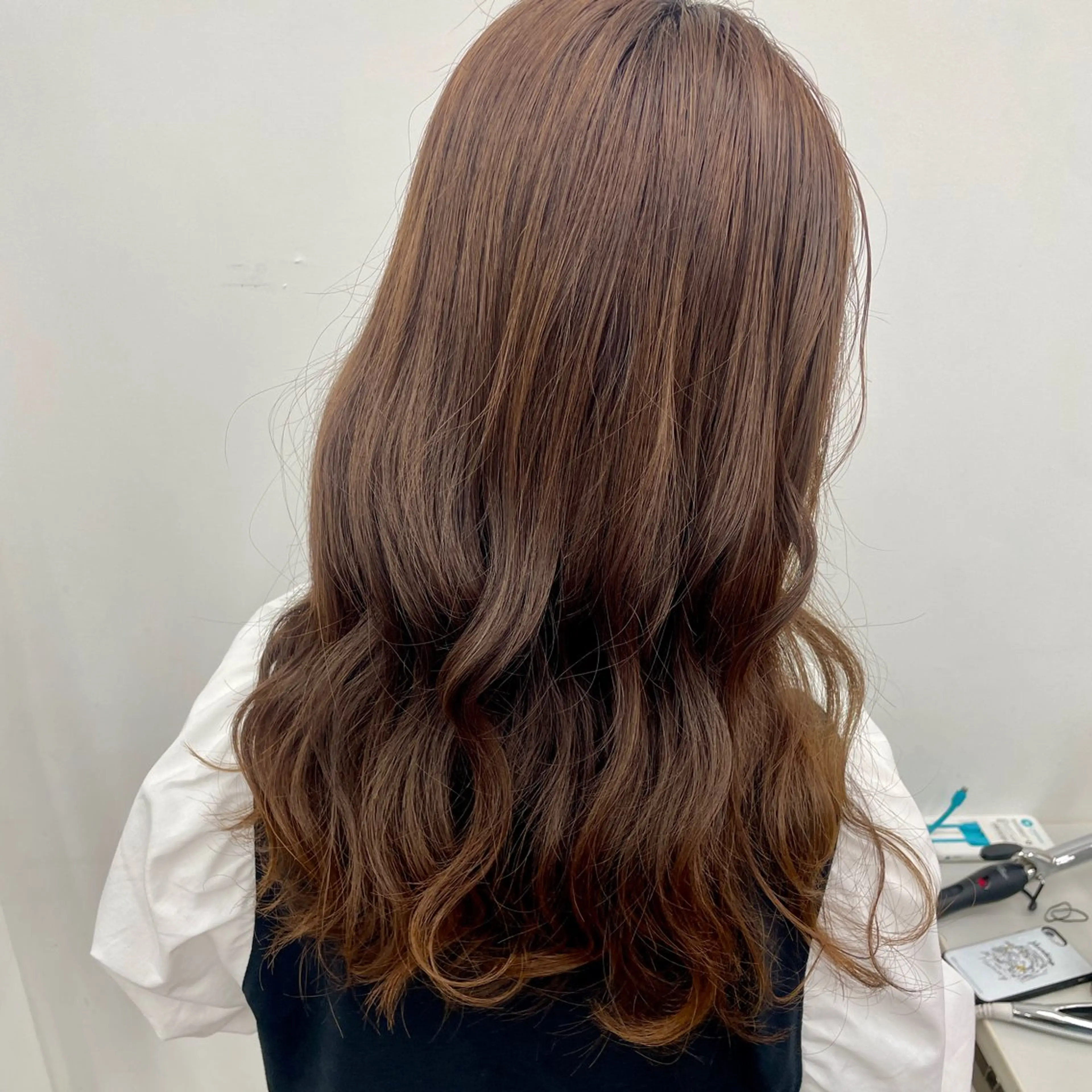 ロング カラー ヘアカラー トリートメント ブリーチ/ヘアセット 【𝙍𝙞𝙣𝙤】のヘアスタイル